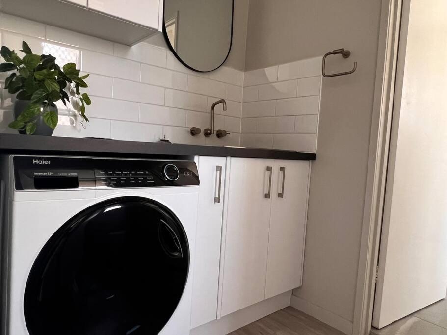 Burleigh Retreat Near Beach, Free Wi-fi *
