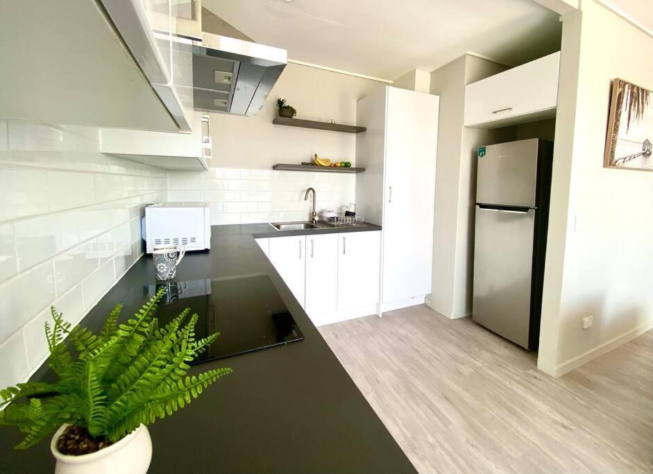 Burleigh Retreat Near Beach, Free Wi-fi * Gold Coast