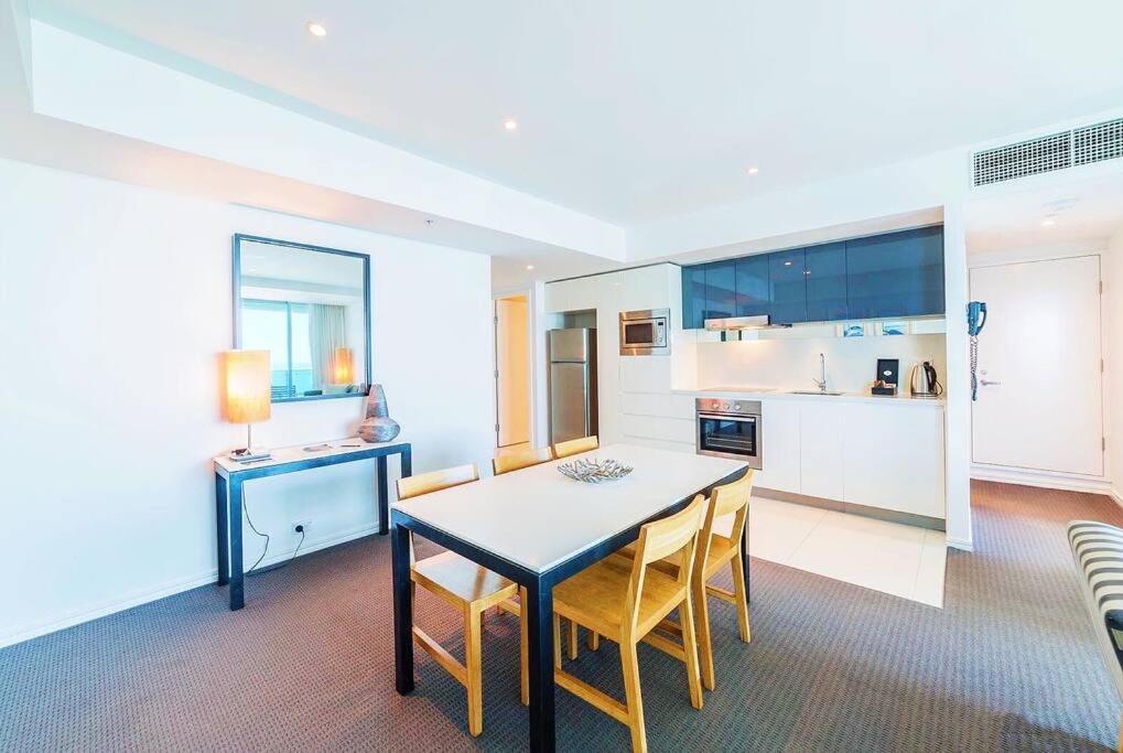 Hilton- Luxury Sky Ocean Lv27 Free Parking Wifi Gold Coast