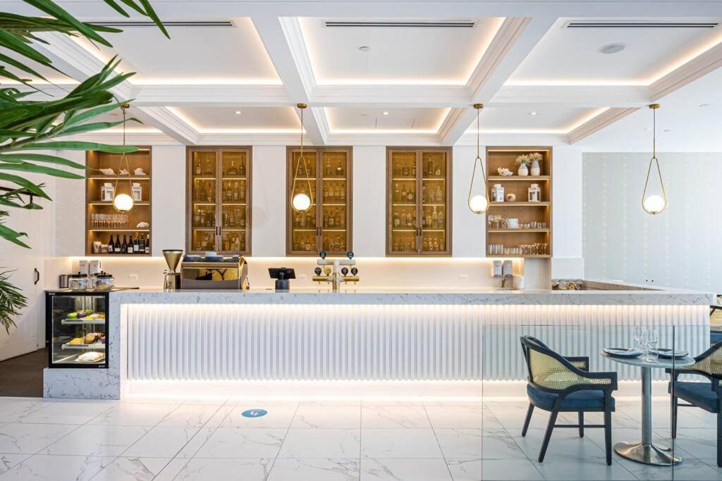 Apartment Hilton- Luxury Sky Ocean Lv27 Free Parking Wifi Gold Coast
