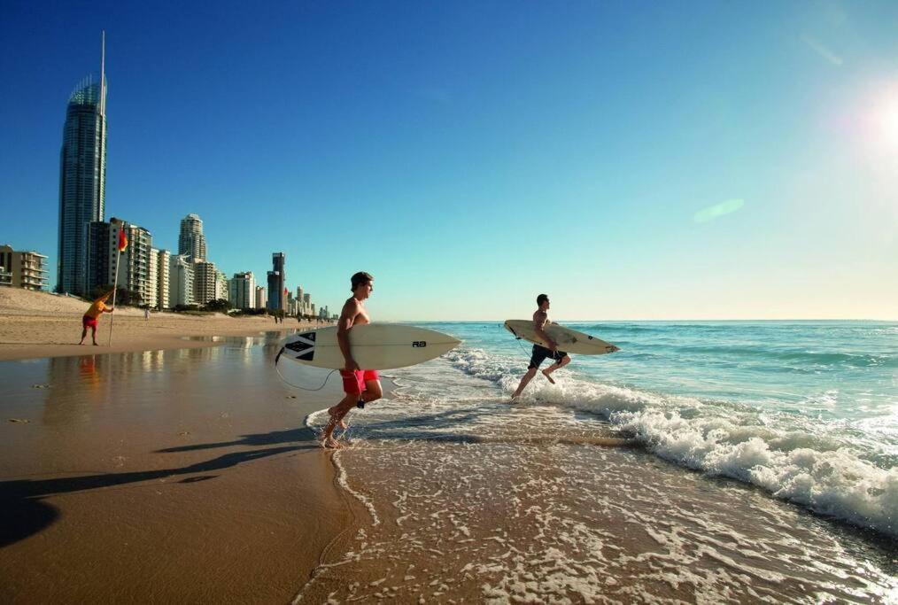 Hilton- Luxury Sky Ocean Lv27 Free Parking Wifi Apartment