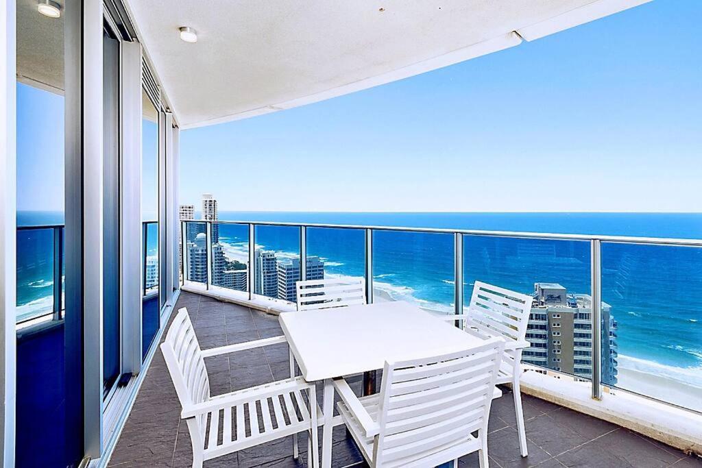 Hilton- Luxury Sky Ocean Lv27 Free Parking Wifi Apartment Gold Coast