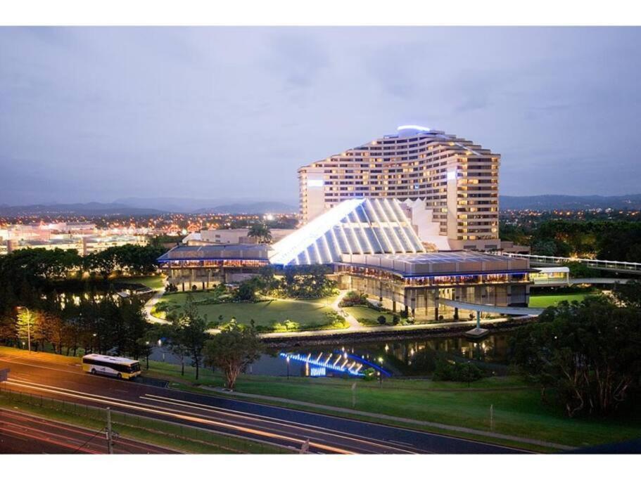 Diamond Resort, Upgraded 76 Apartment Gold Coast