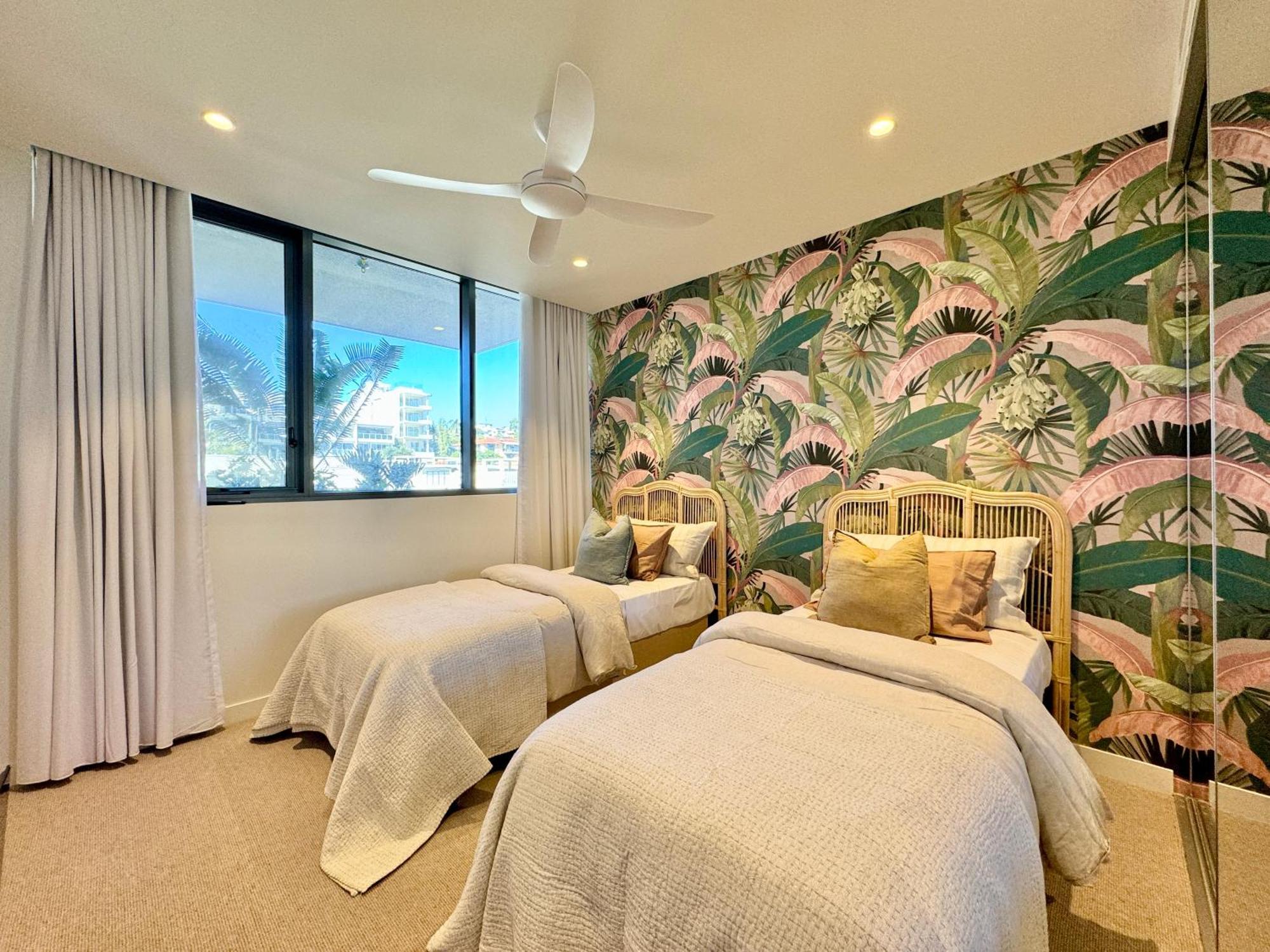 The Reef - Kirra Apartment *