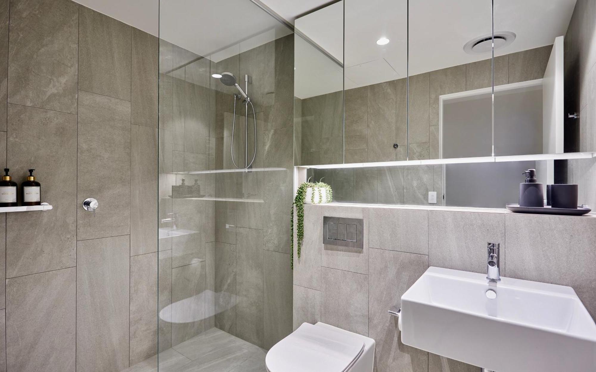 Oceanview Luxury Broadbeach 2 Bedroom Gold Coast