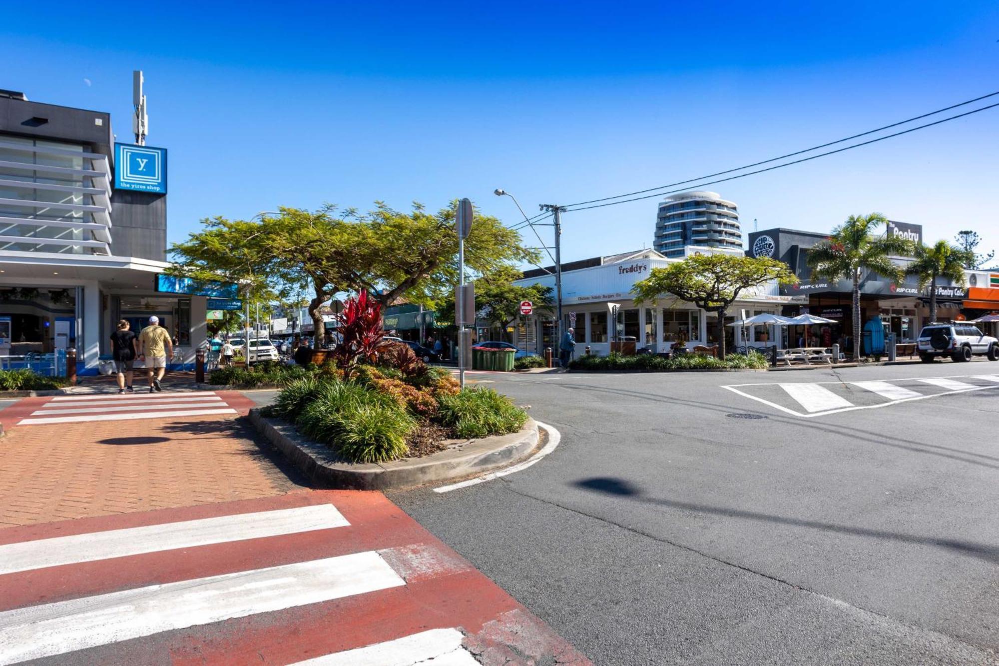 Apartment Burleigh Bliss - 2 Bedroom Gold Coast