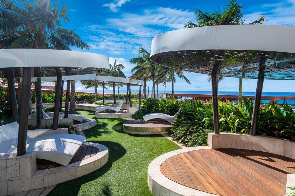 Beachfront Luxe 2bedroom With Sunset River Views * Gold Coast