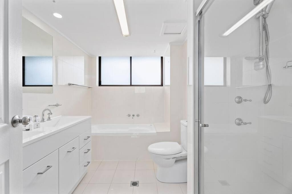 Level 29 - Oceanfront 2b At Imperial Surf Gold Coast
