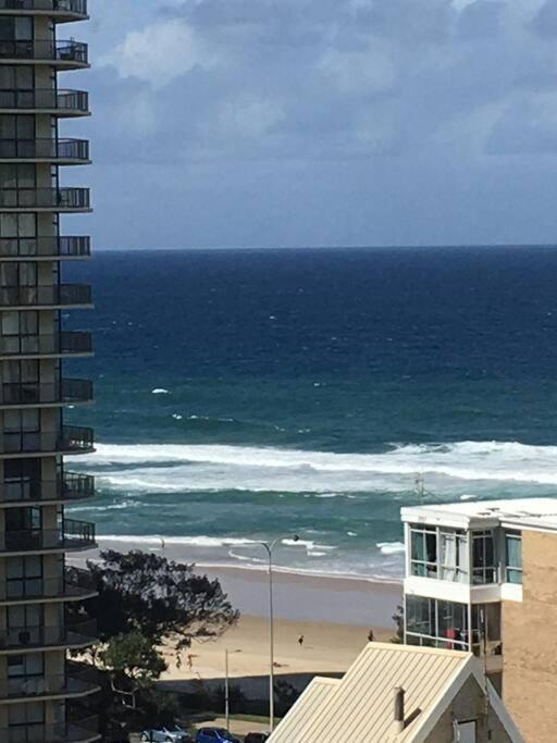 Apartment Surfers Paradise Unit