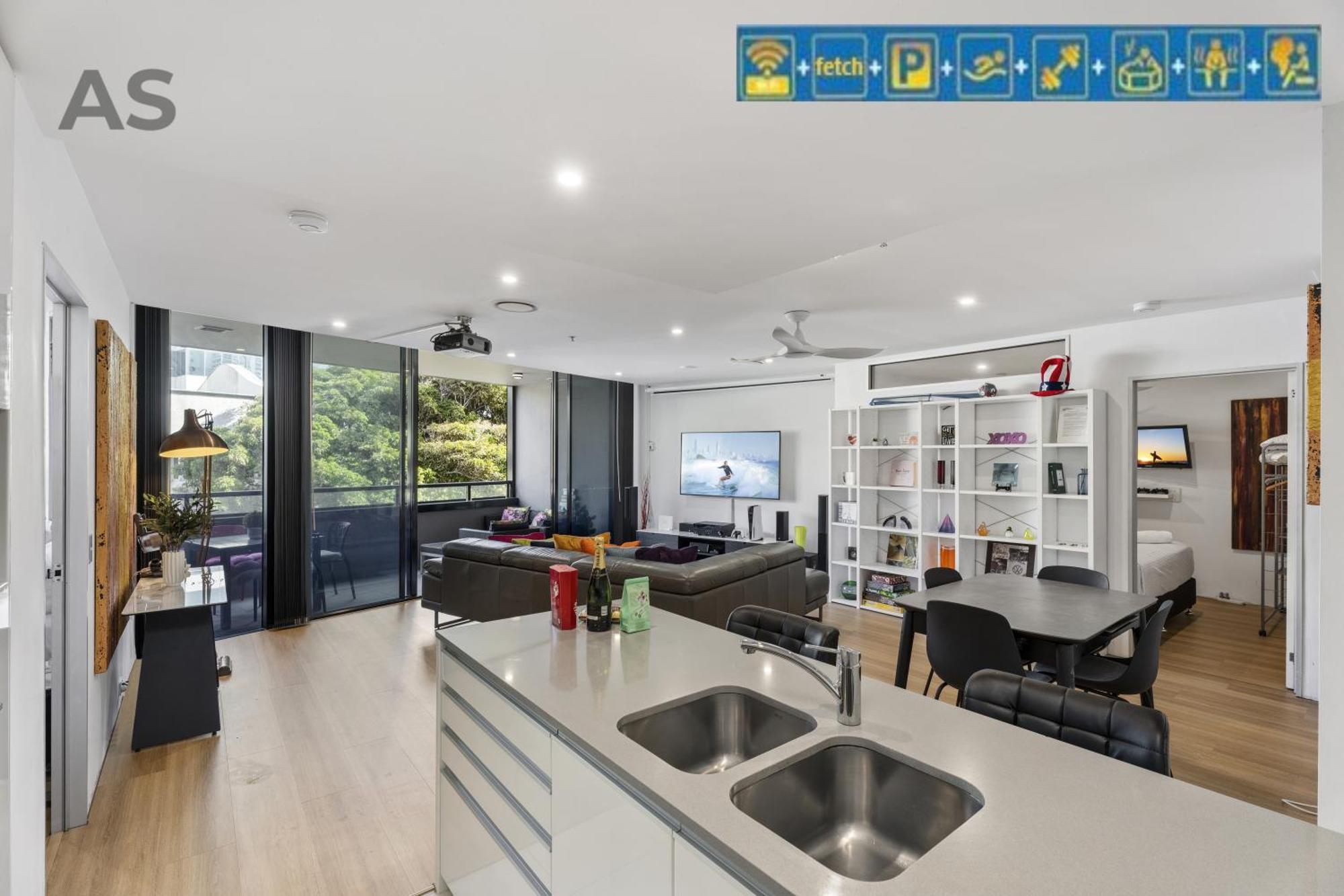 Circle On Cavill - Private - Apartment Gold Coast