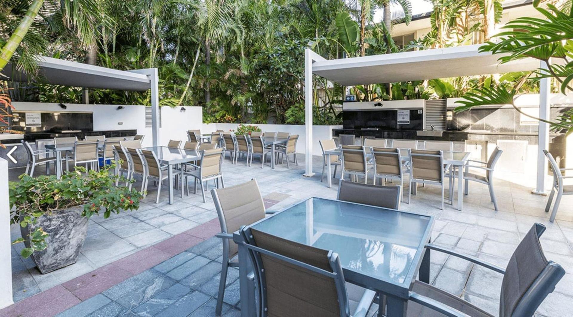 Artique 3 Bedroom Close To The - Coasthm
