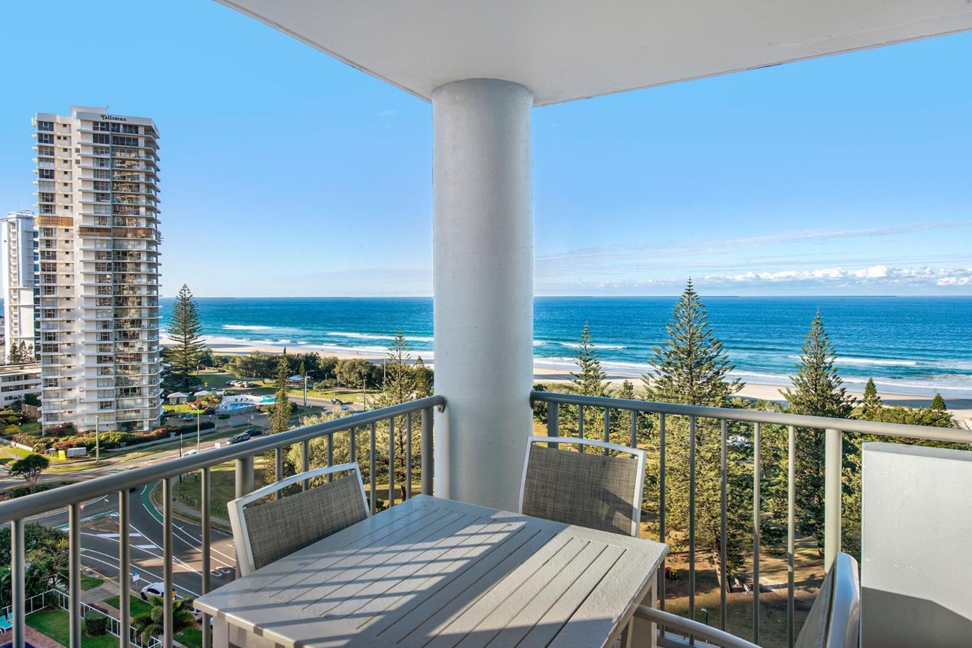Beachfront Two Bedroom Broadbeach - Coasthm Gold Coast