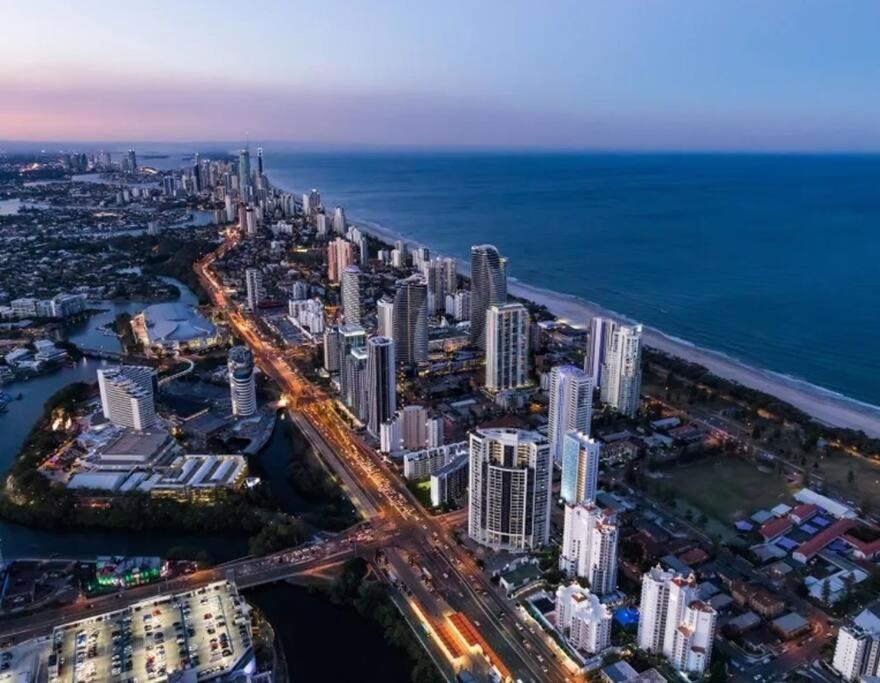Marvelous Oceanviews 2b2b Resortstyleamenities Gold Coast