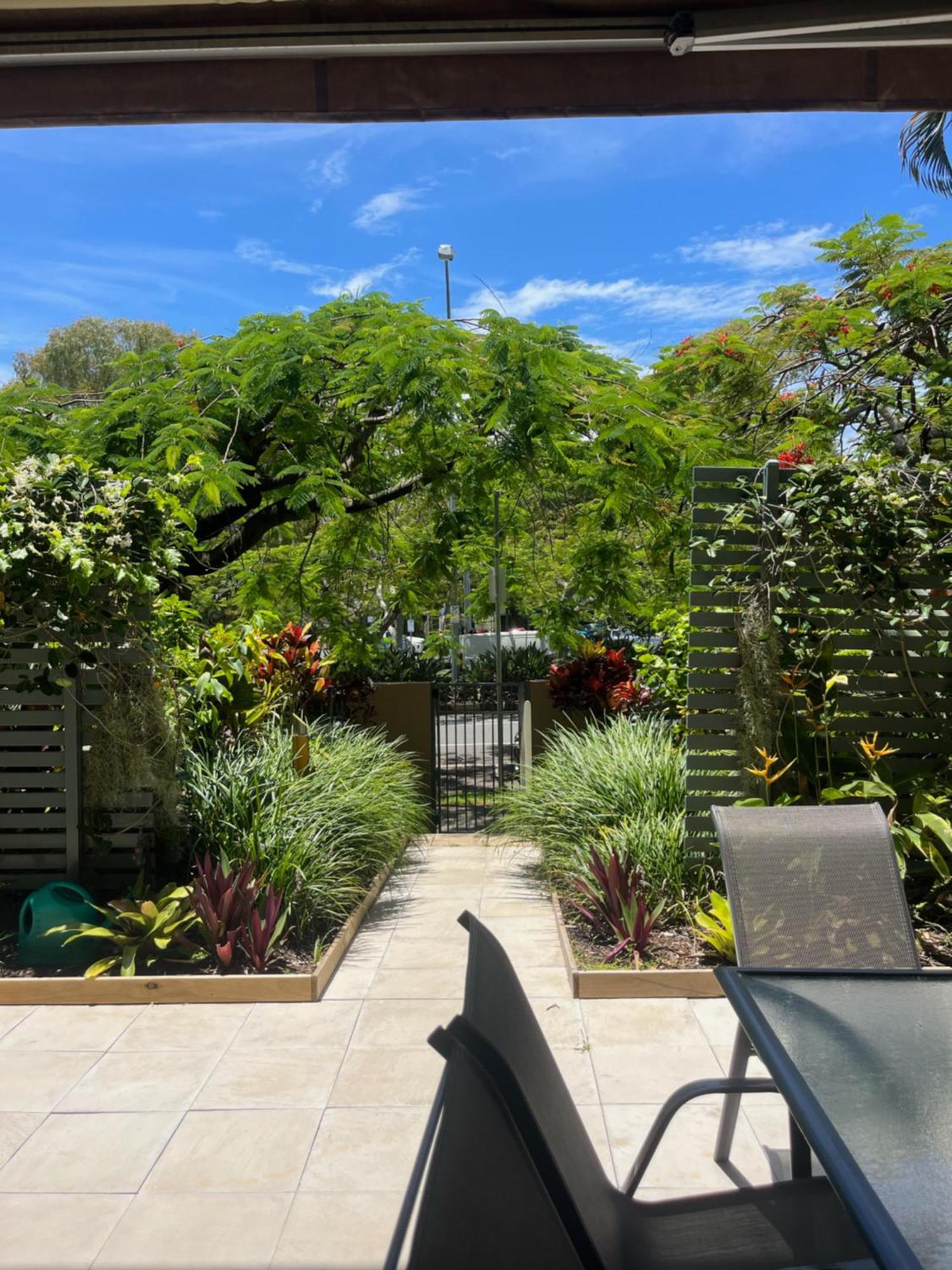 The Village At Burleigh 4*