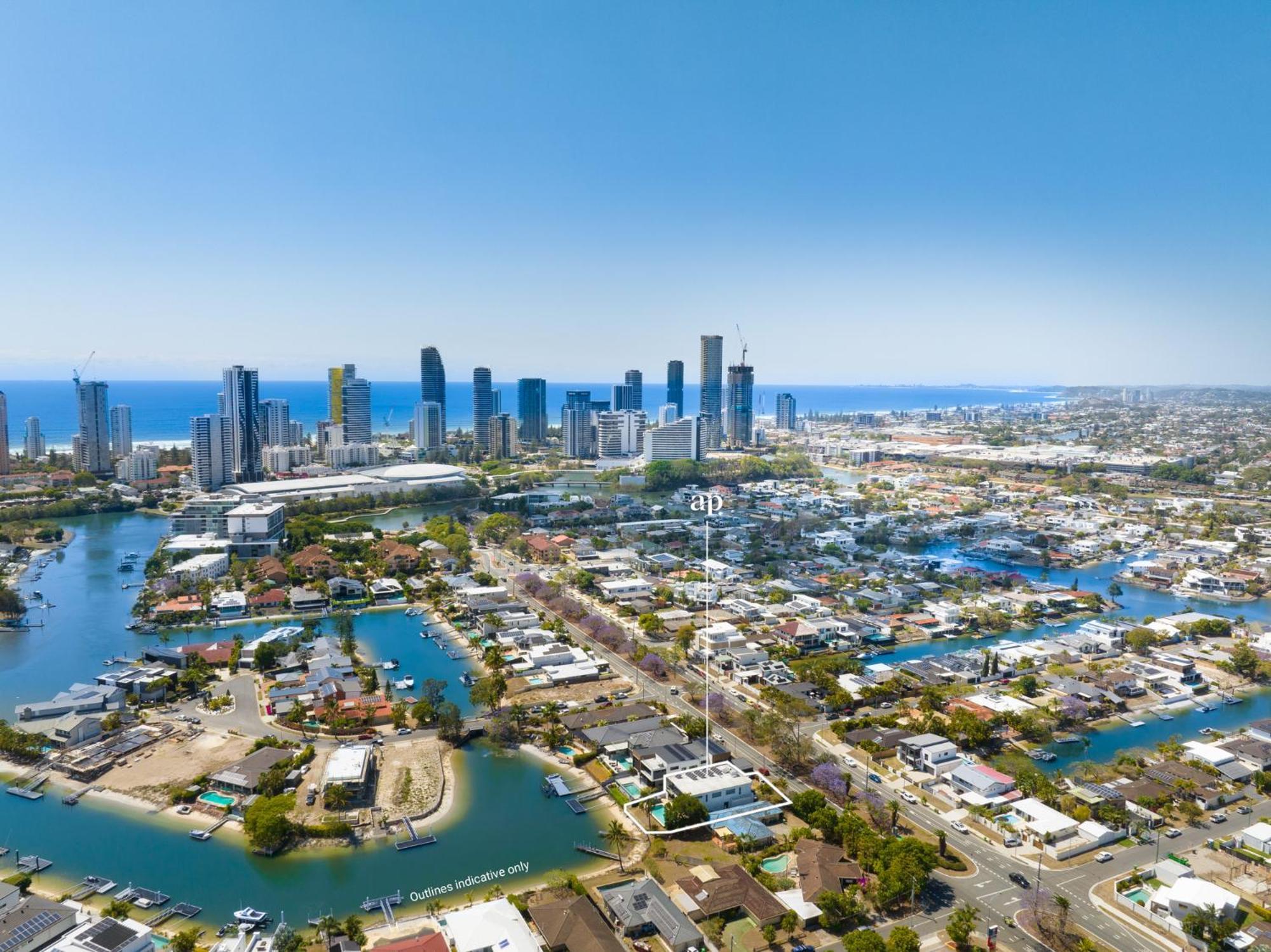 Opulence On Broadbeach * Gold Coast