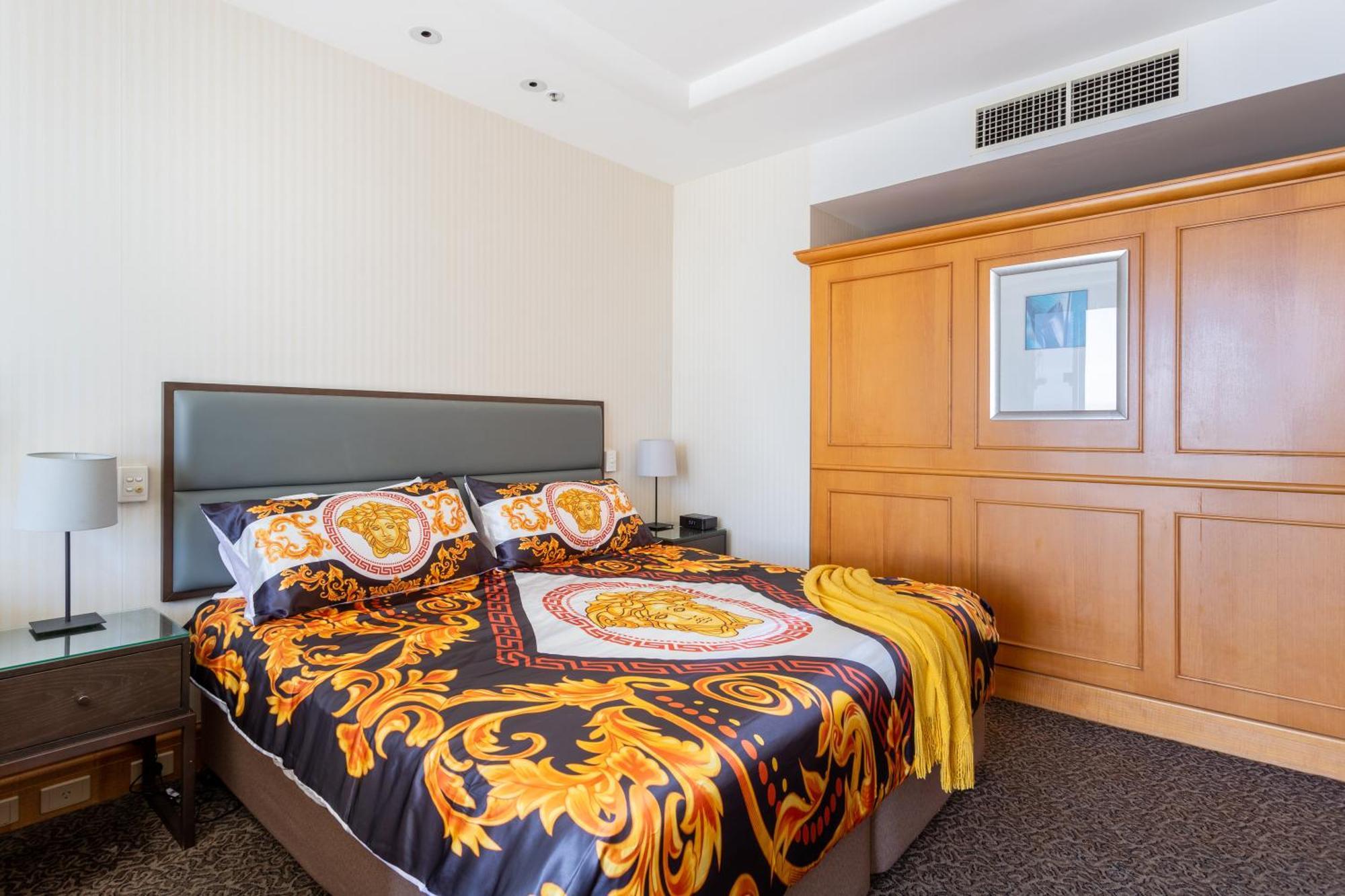 Luxury Privately Owned Ocean View At O4ks Gold Tower 4*