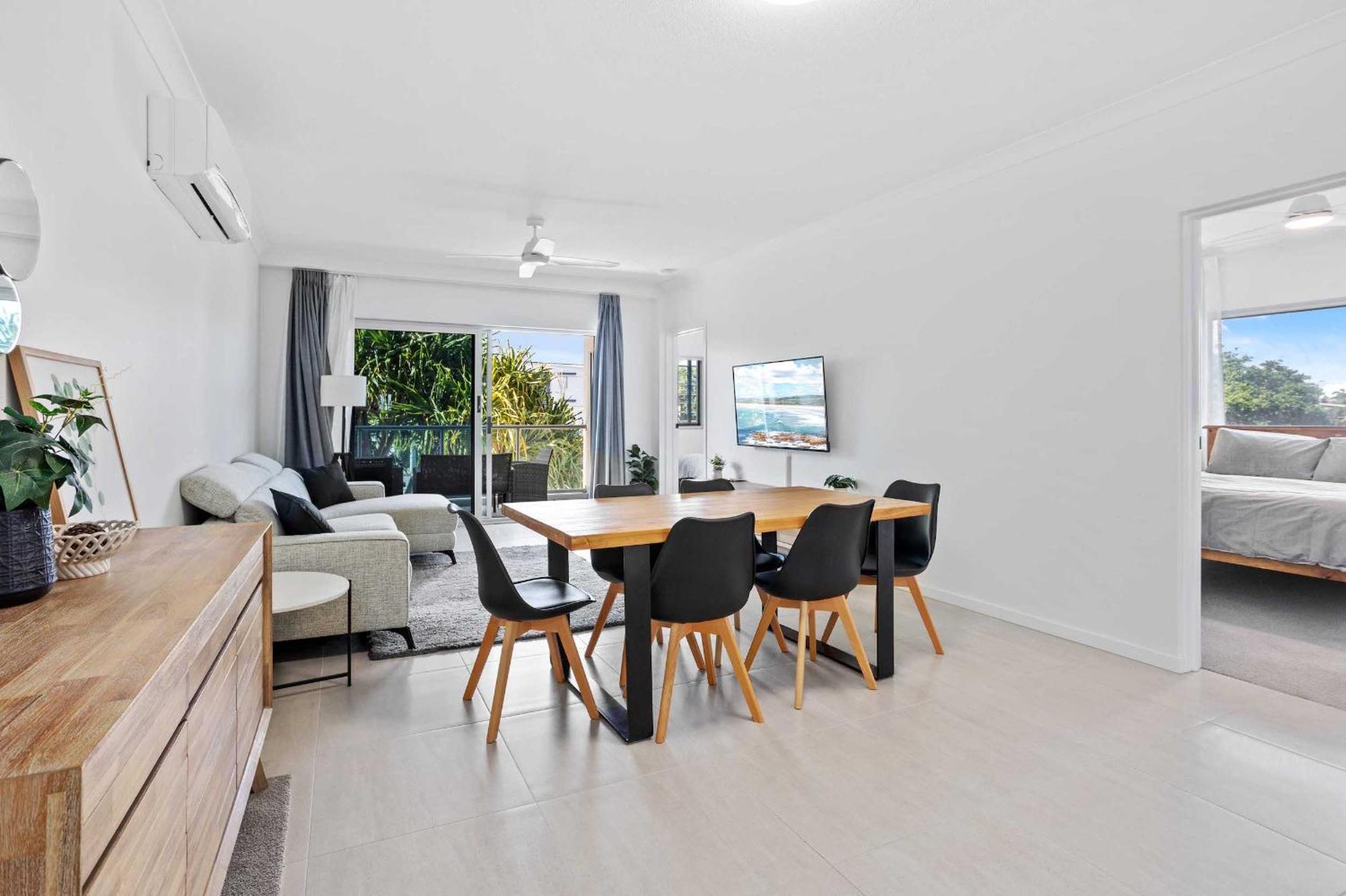 Relax In Luxury At Sunrise Cove Gold Coast