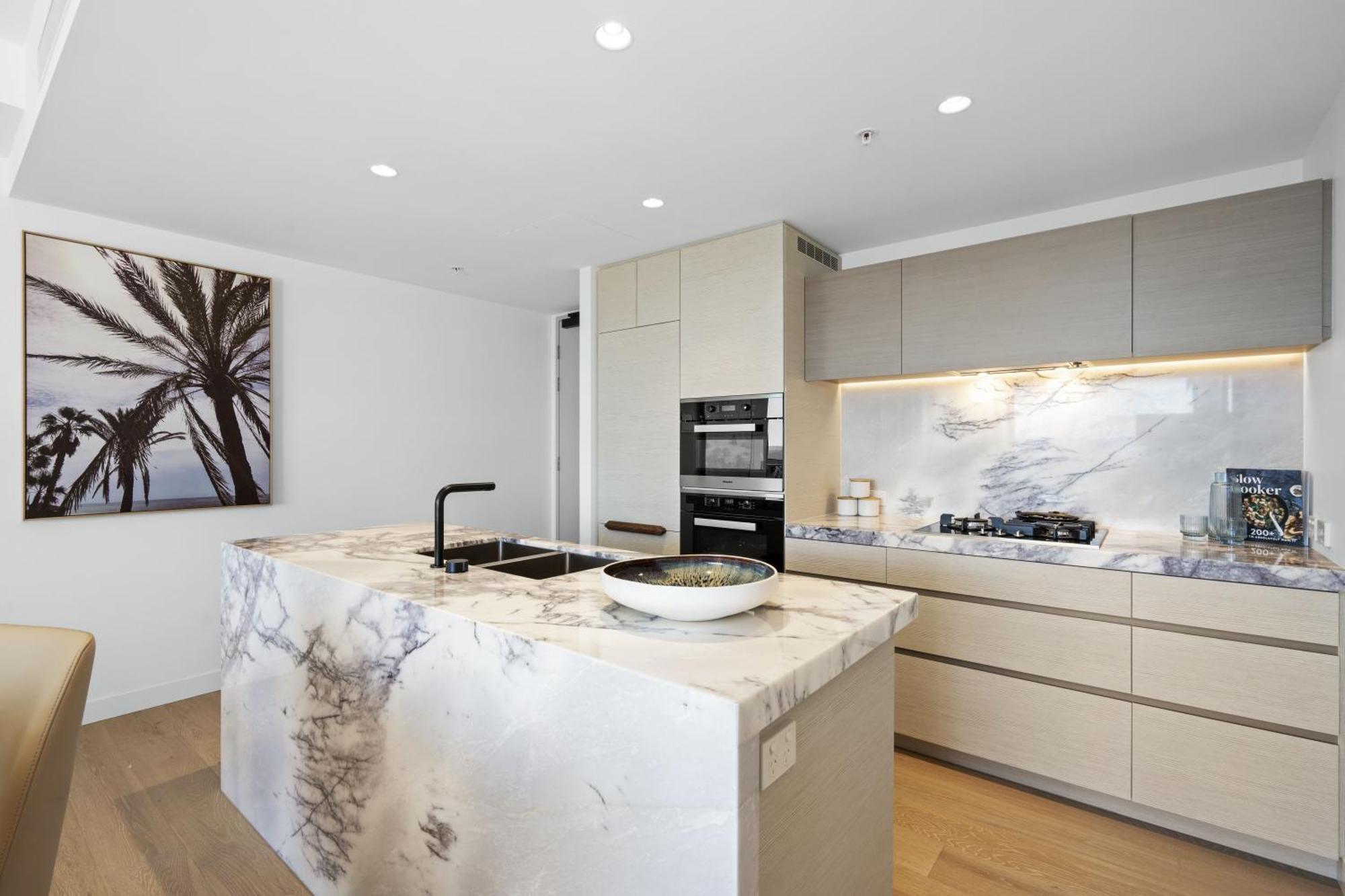 Luxury Units At The Jewel Residences - Q Gold Coast