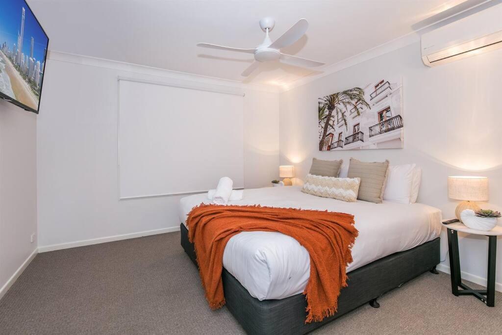 Bliss At Broadbeach - Large Canal Facing Gold Coast