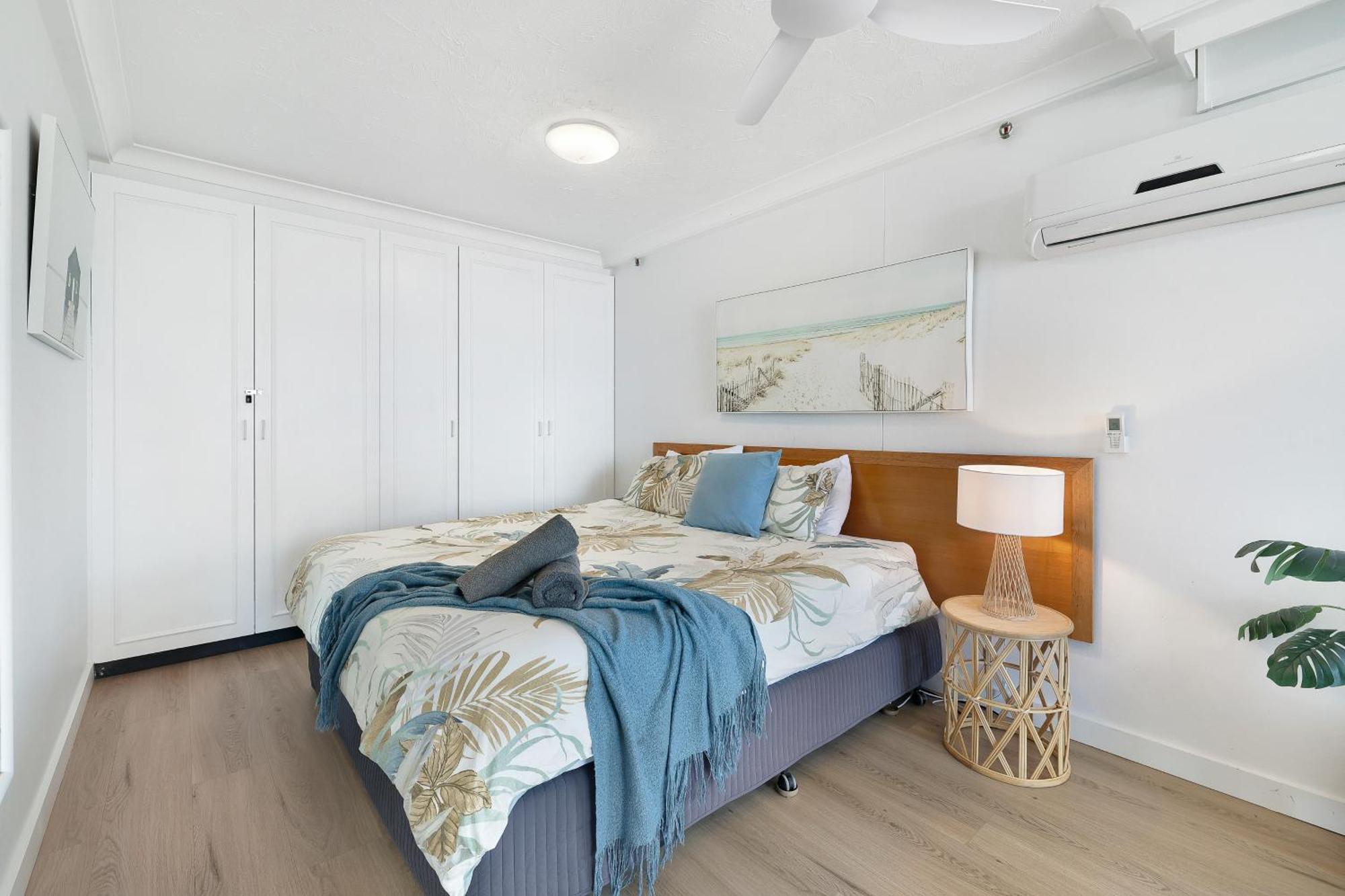 Apartment Unit 2 - Spectacular Sea Views In Surfers Paradise *