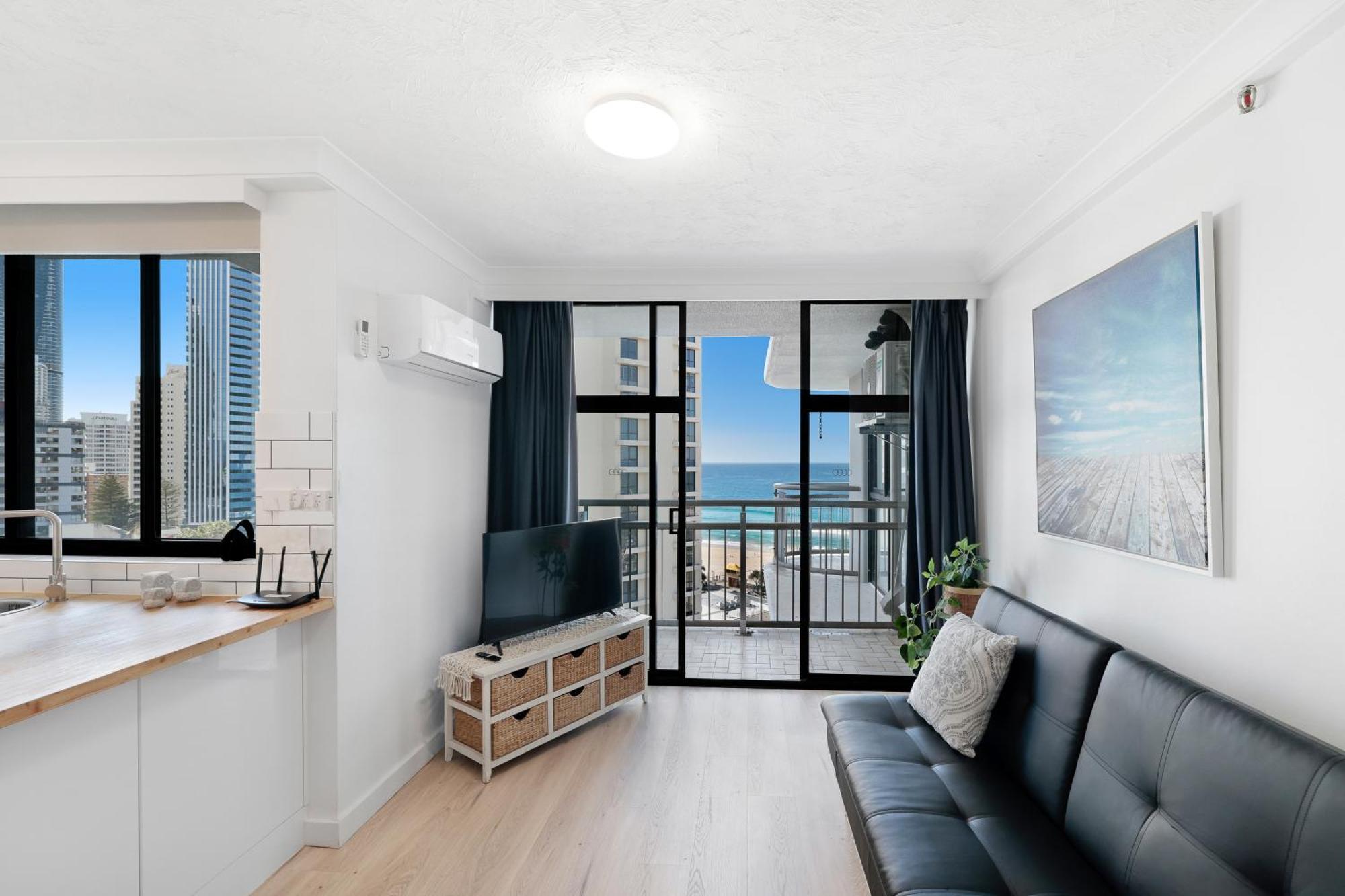 U1 - Relaxing “seaview's” From Your Balcony Apartment *
