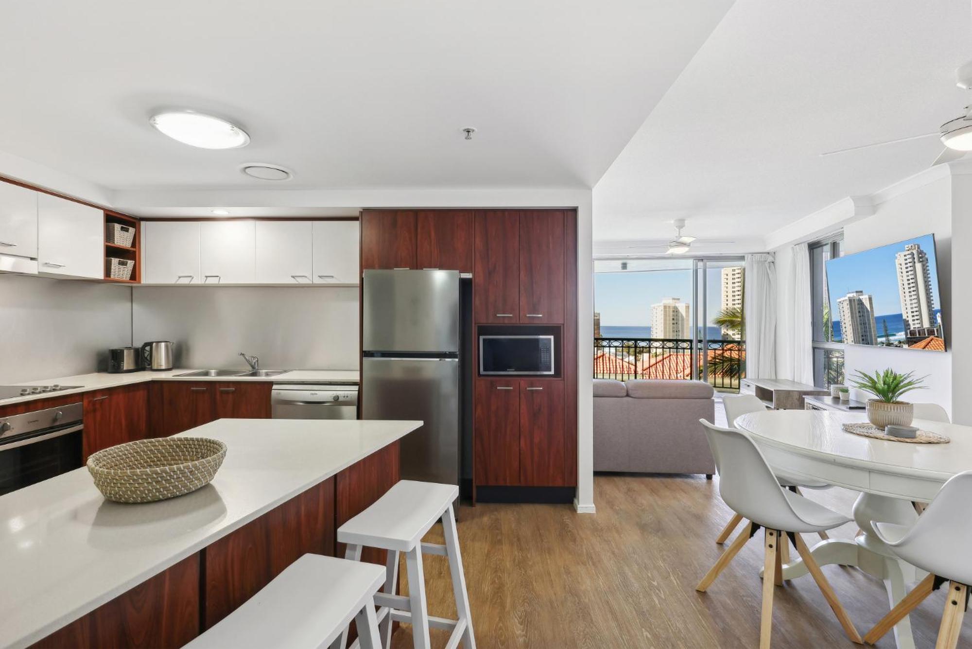 Beachside 2-bed With Parking, Pools, Spa, Gym, Bbq Apartamento *
