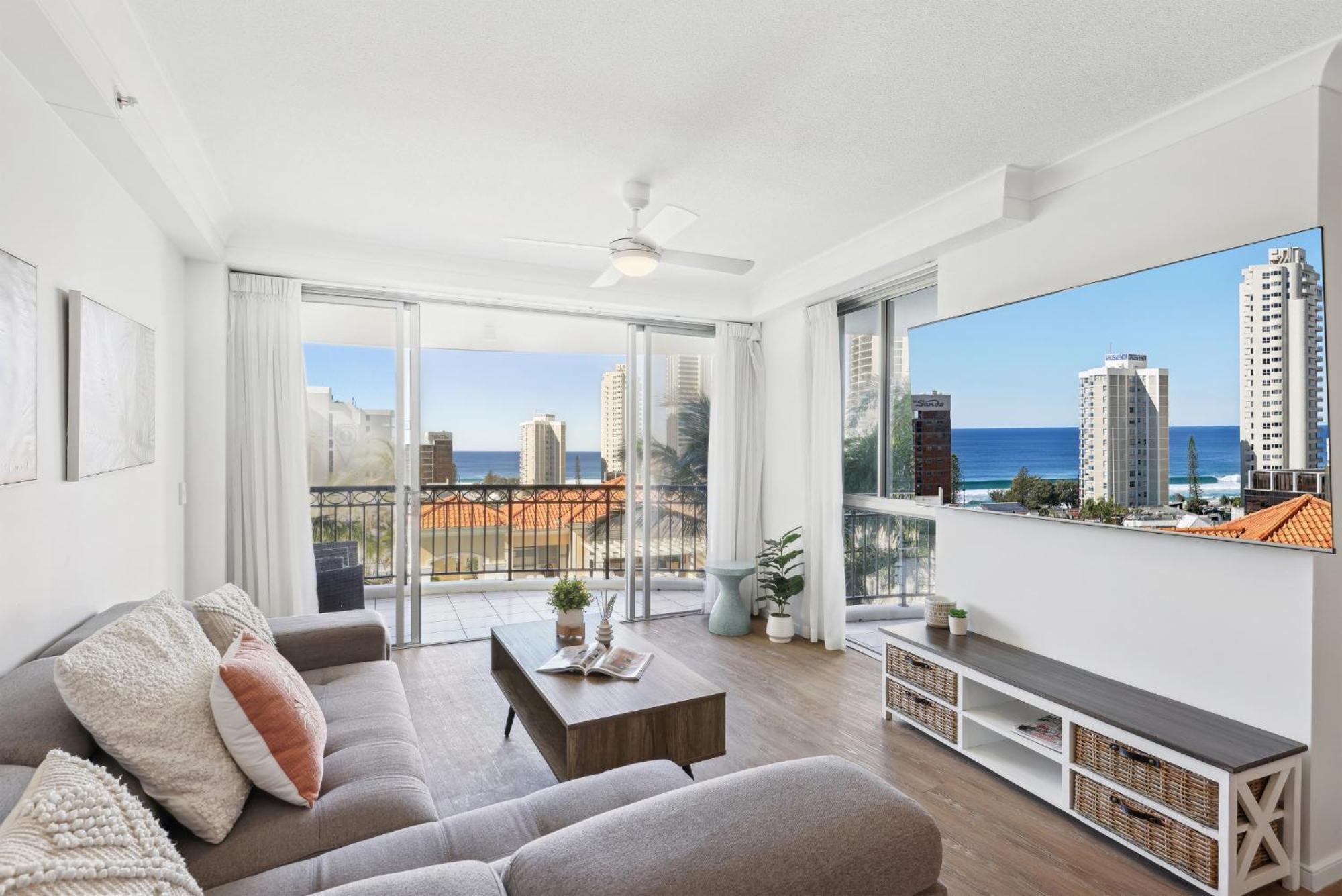 Apartamento Beachside 2-bed With Parking, Pools, Spa, Gym, Bbq *