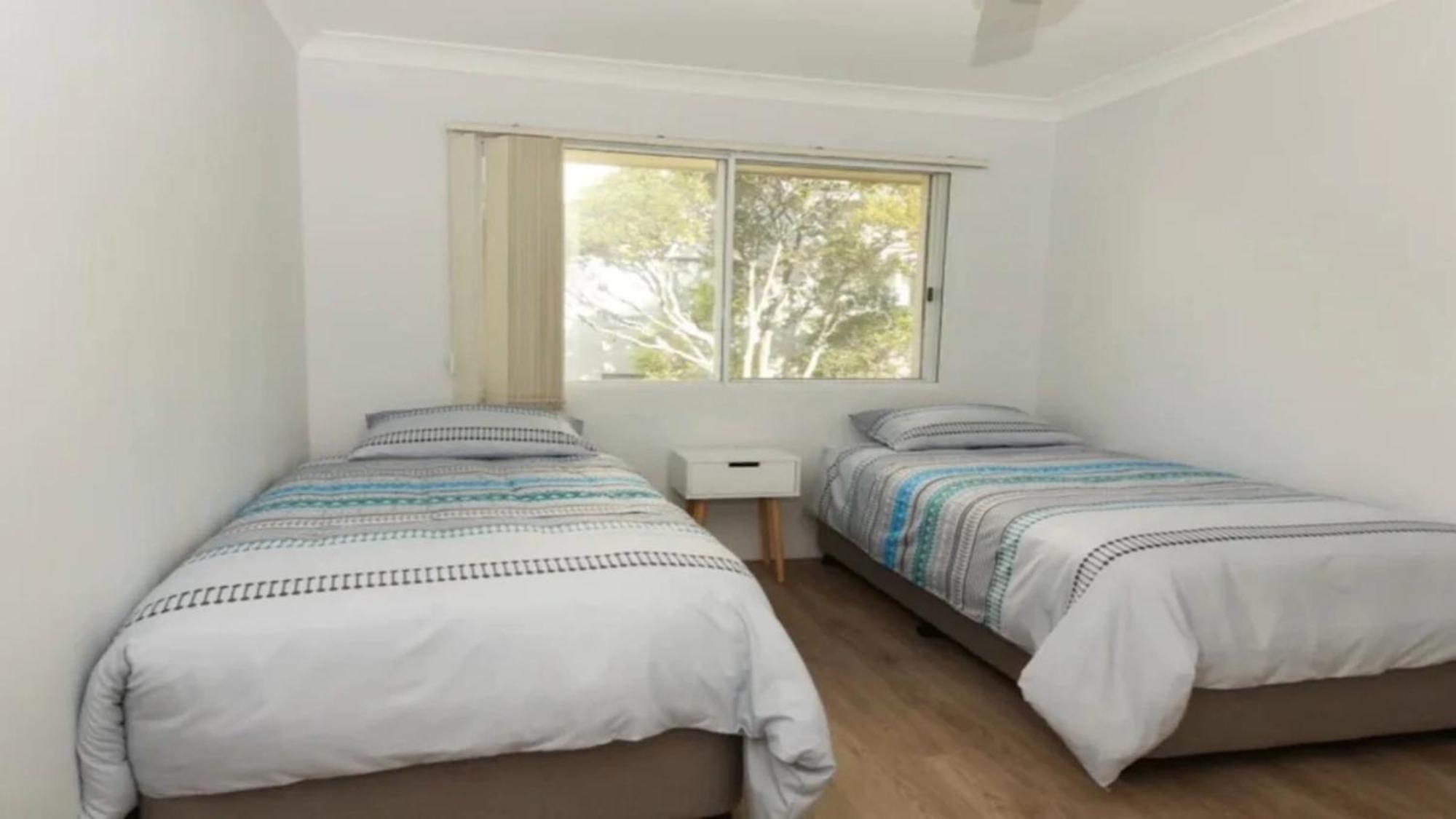 Paradise Grove * Gold Coast