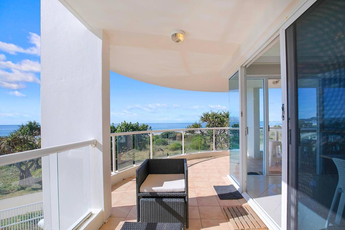Apartment 'oceanview Oasis' Family-friendly Palm Retreat Gold Coast