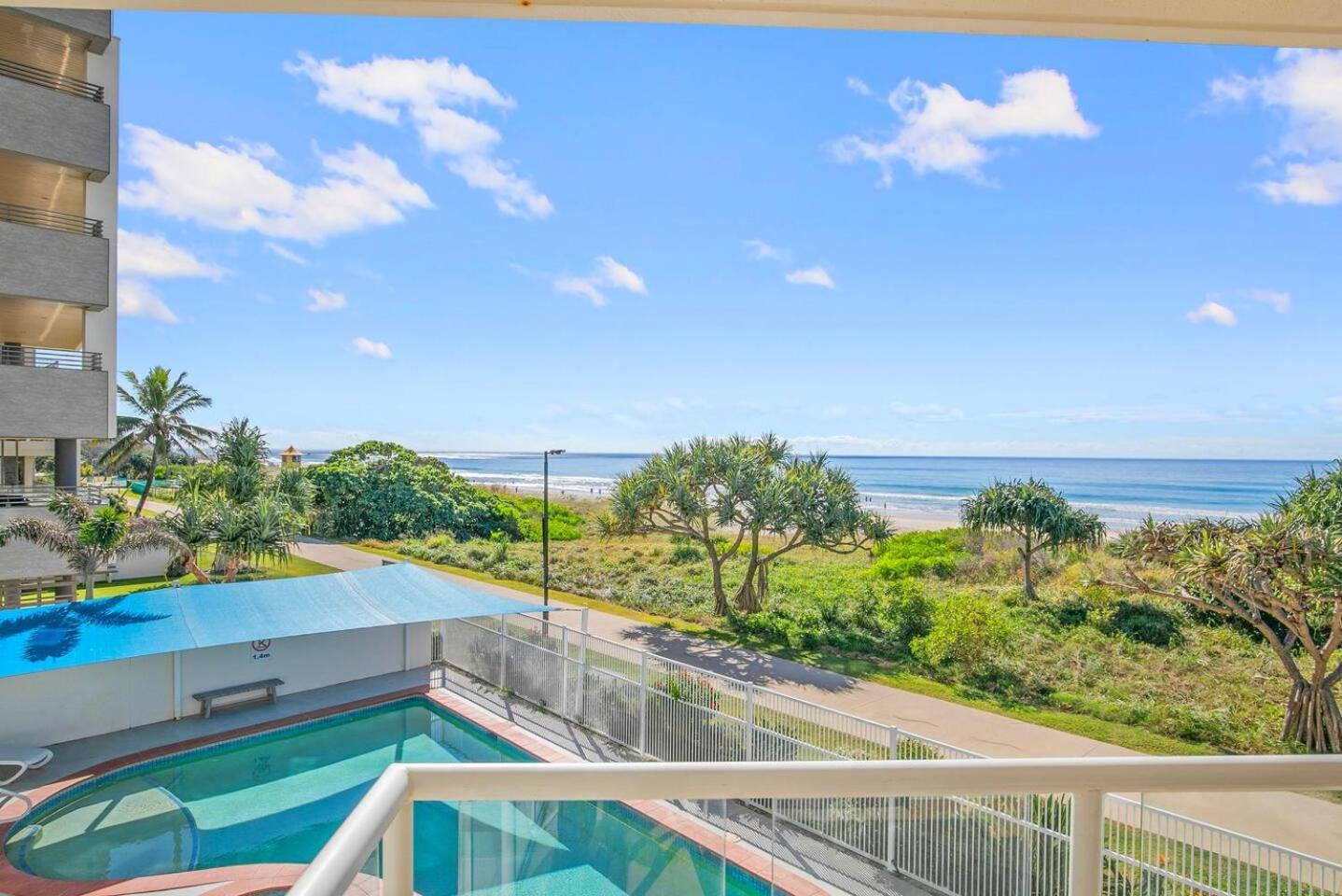 Apartment 'oceanview Oasis' Family-friendly Palm Retreat Gold Coast