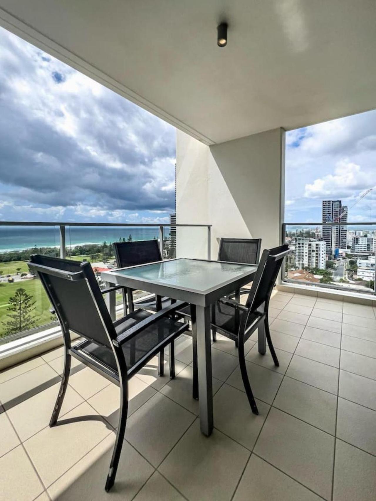 Ocean Whisper Broadbeach Apartment Gold Coast