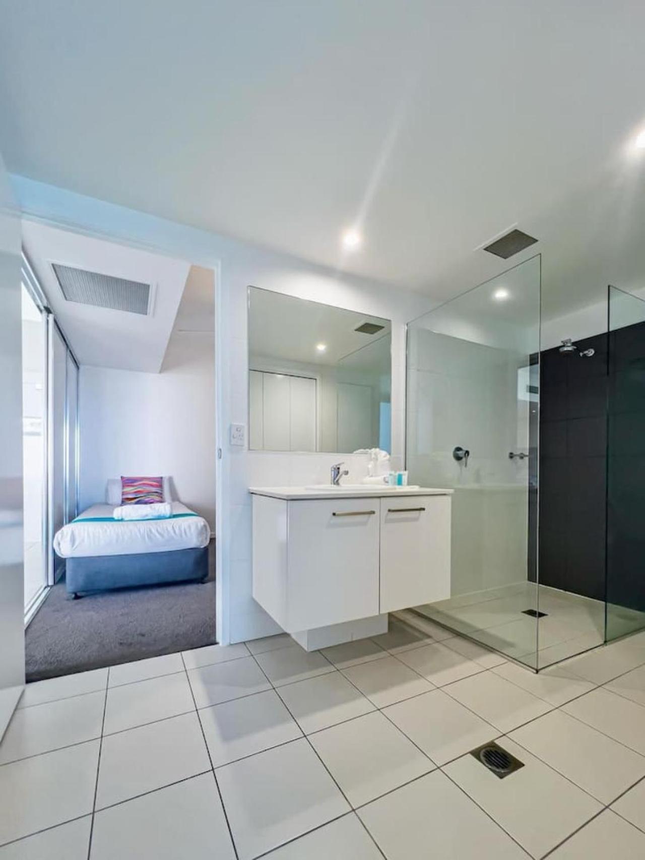 Ocean Whisper Broadbeach Gold Coast