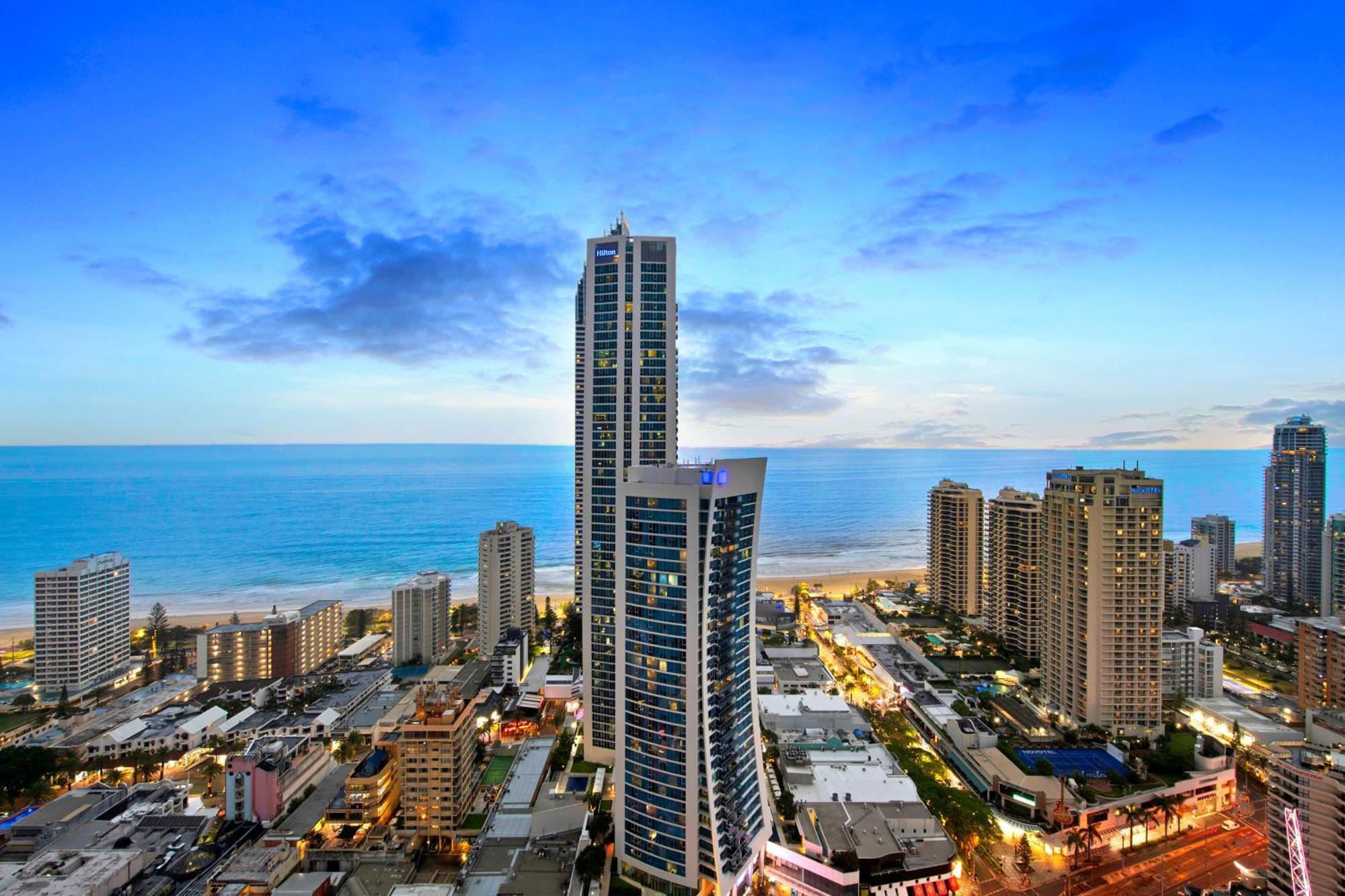 Two Bedroom Self Contained - Circle On Cavill - Privately Managed *