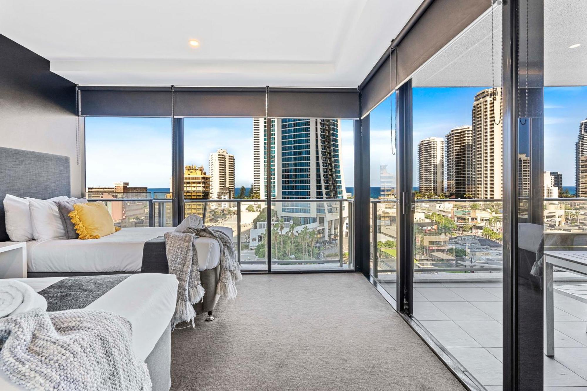 Two Bedroom Self Contained - Circle On Cavill - Privately Managed