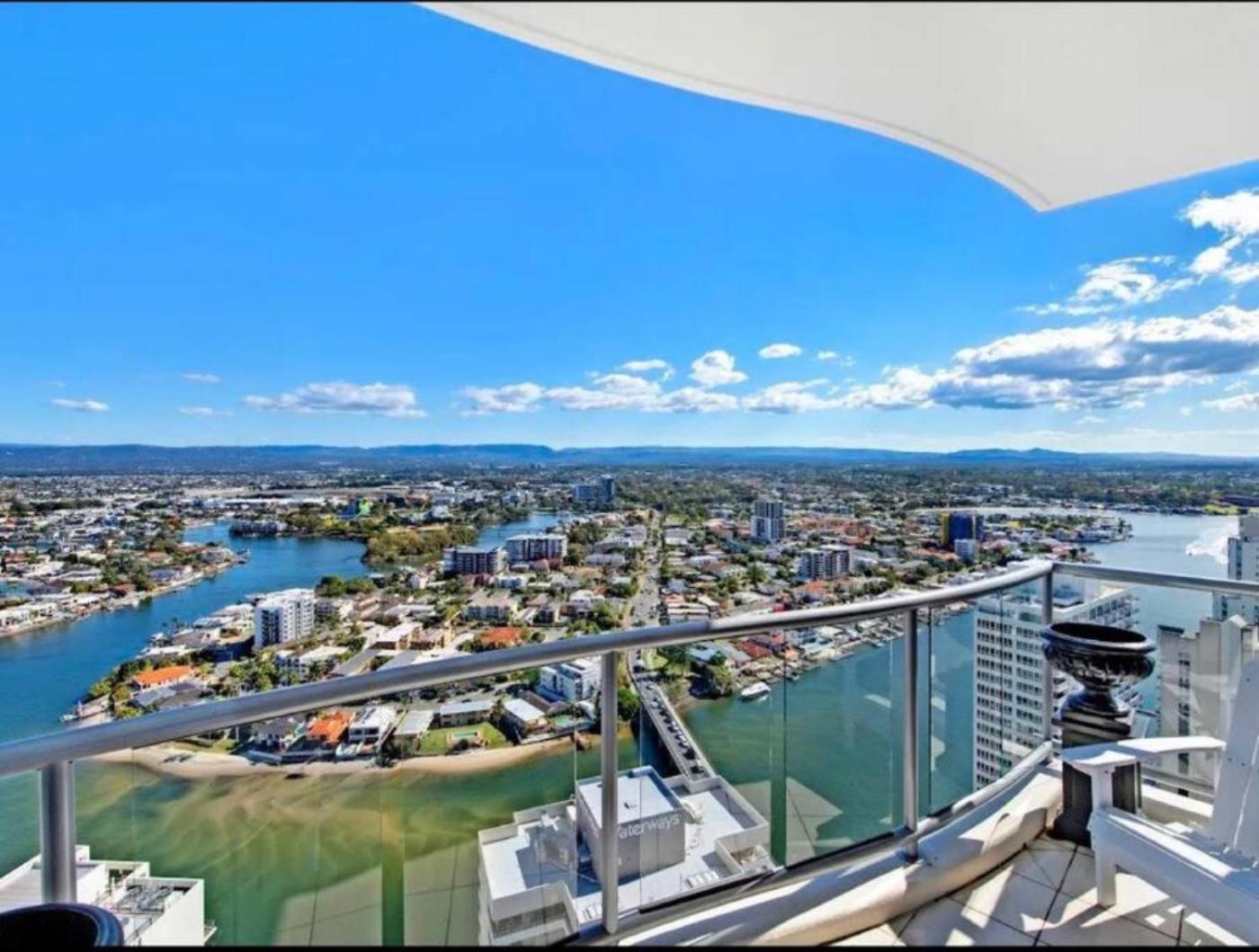 Elevated Luxe On Level 36 Gold Coast
