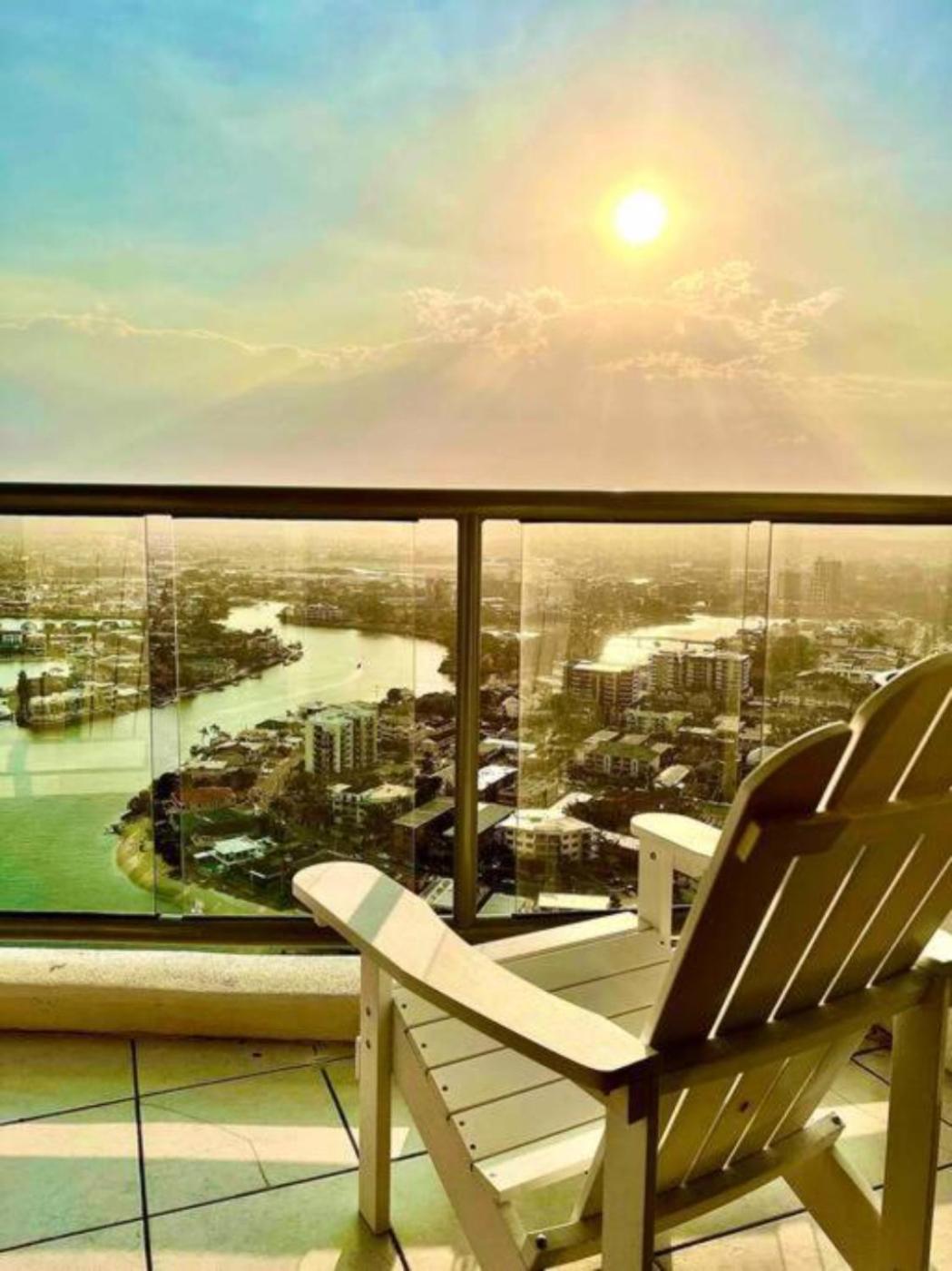 Elevated Luxe On Level 36 Gold Coast
