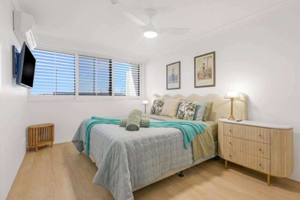 Front Oasis With Private Courtyard Apartment Gold Coast