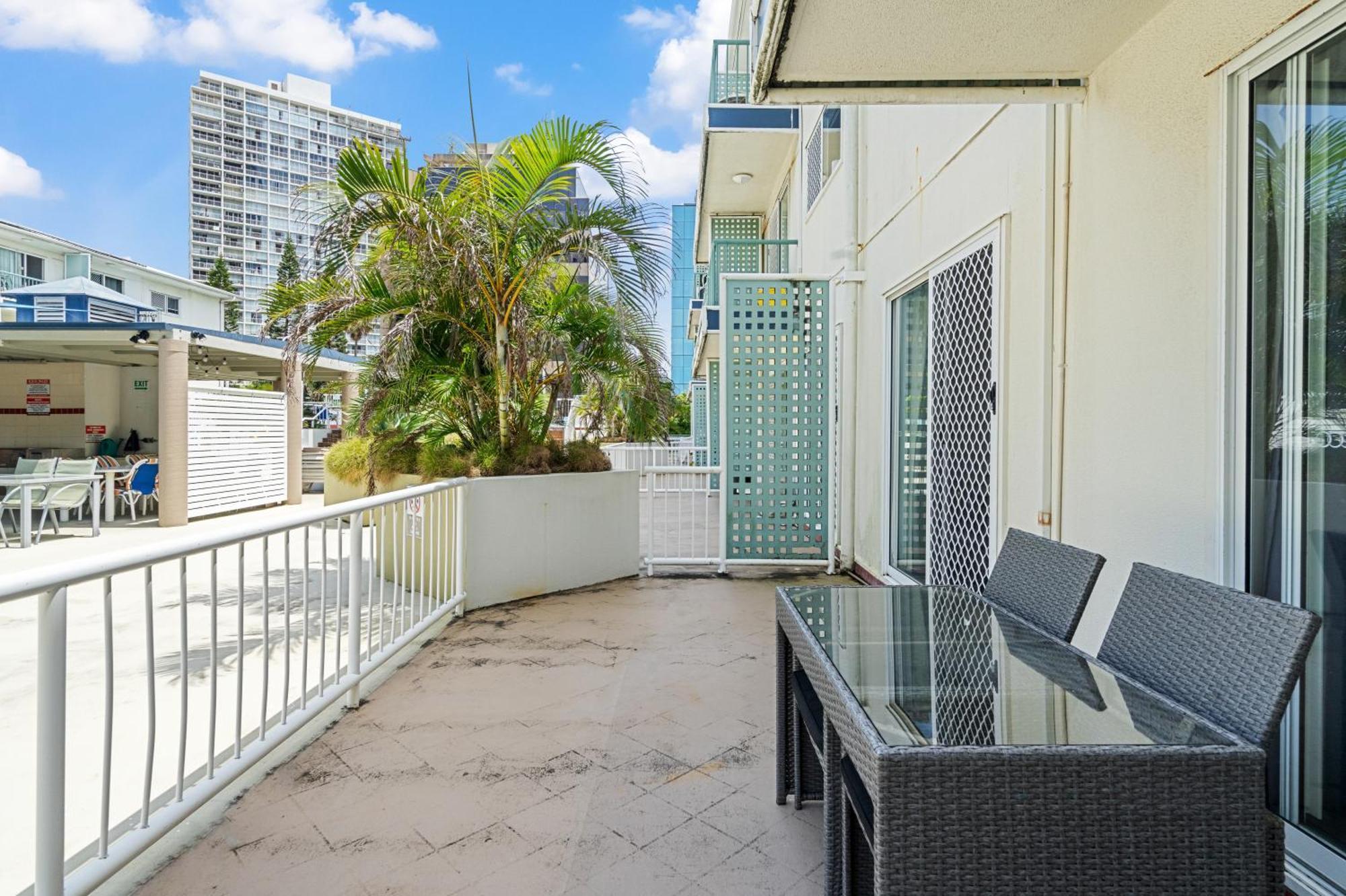 The Midtown - Modern Oasis With Ev Charging Pool Netflix Gold Coast