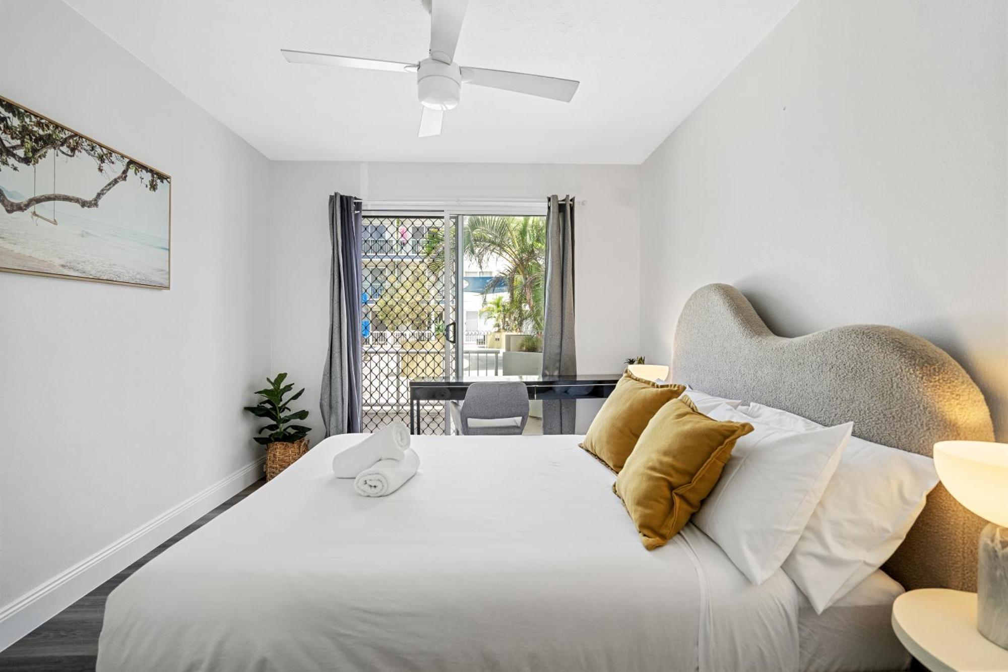The Midtown - Modern Oasis With Ev Charging Pool Netflix Apartment