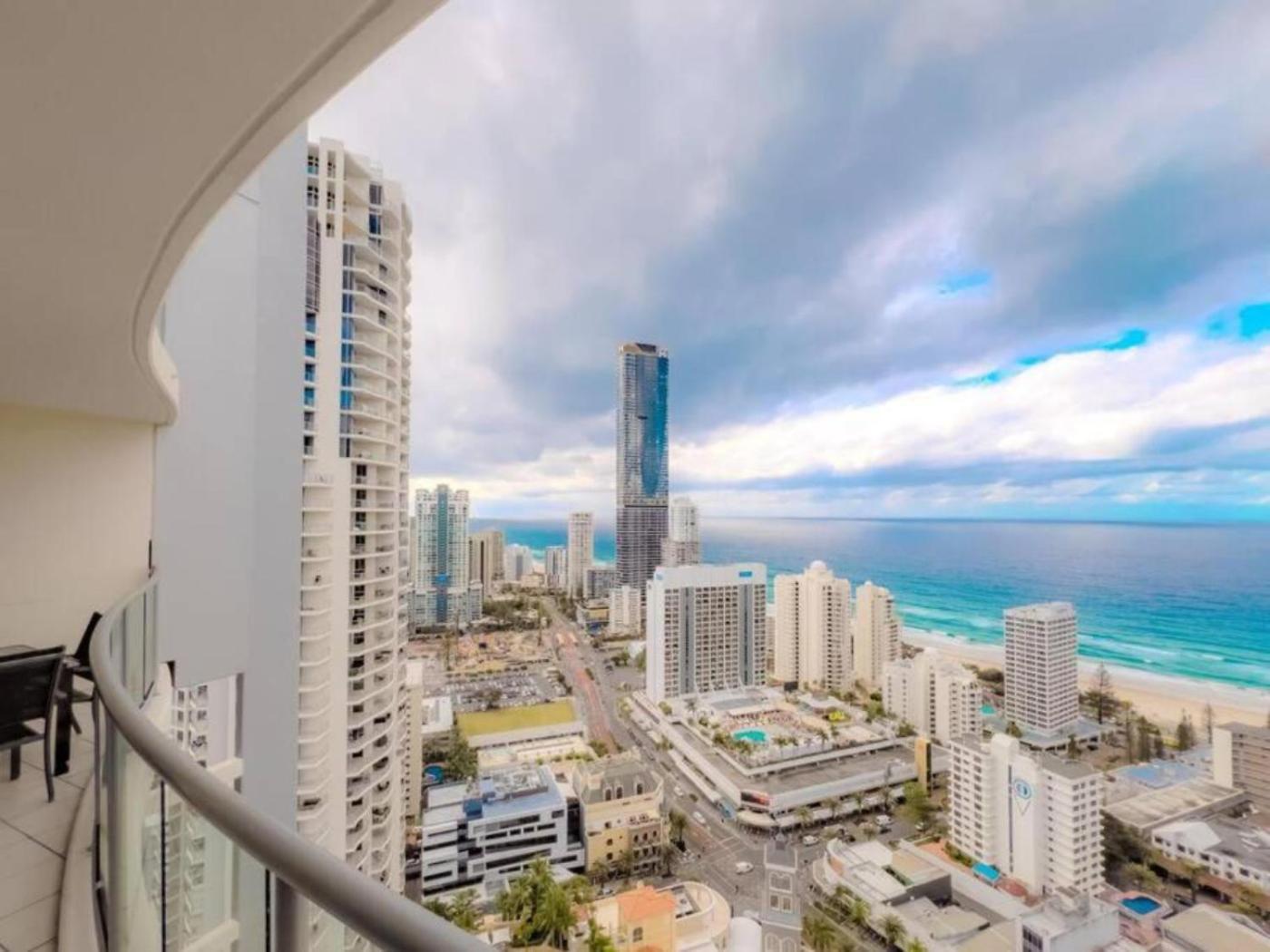Cloud9 At Chevron Towers * Gold Coast
