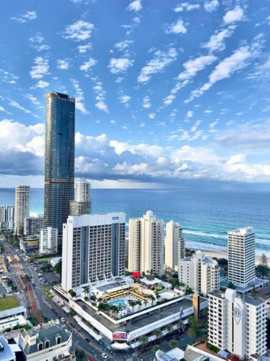 Apartment Cloud9 At Chevron Towers Gold Coast