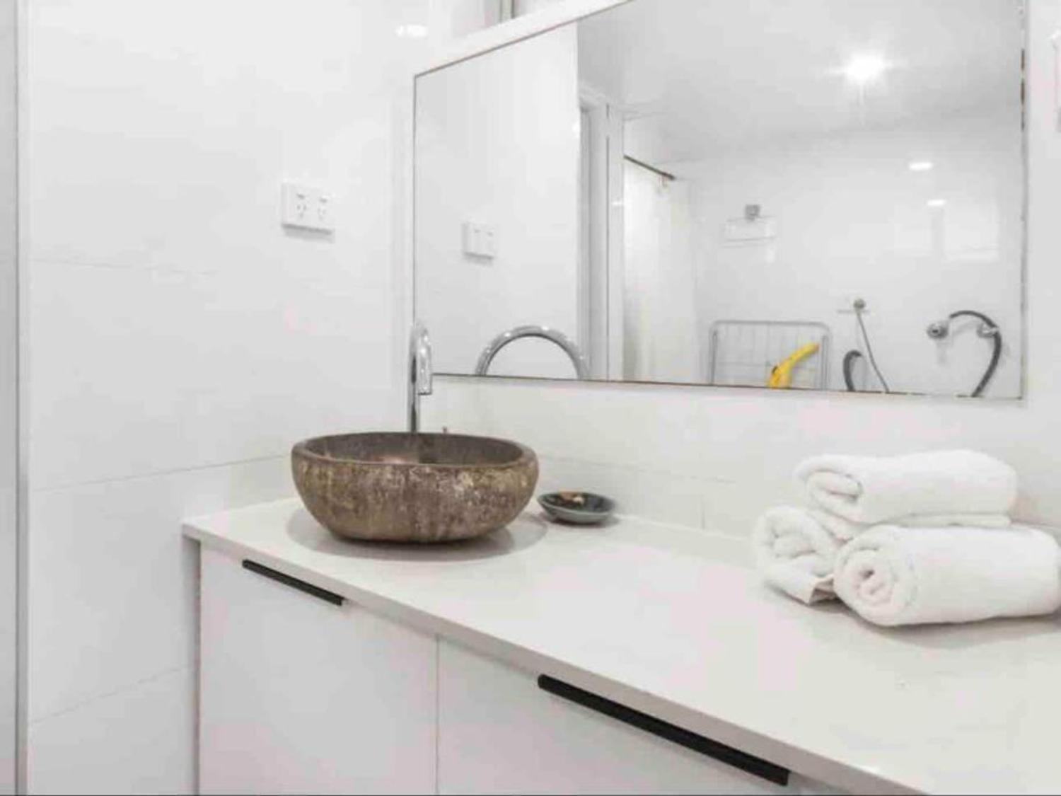 North Burleigh Miami Ocean Escape Apartment