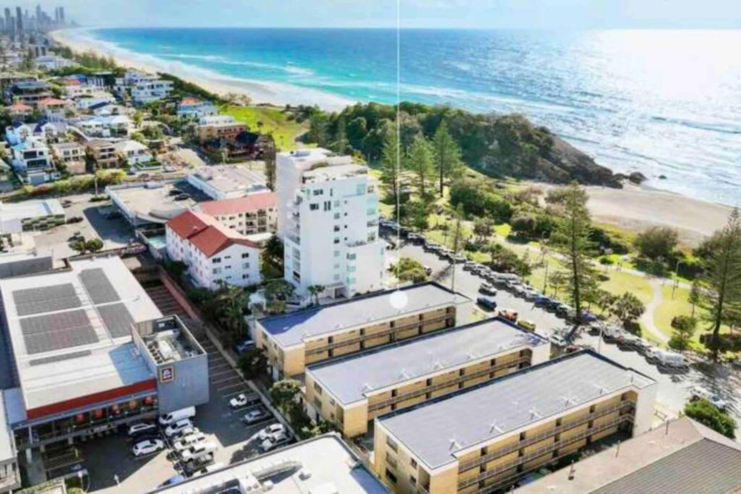 Apartment North Burleigh Miami Ocean Escape Gold Coast