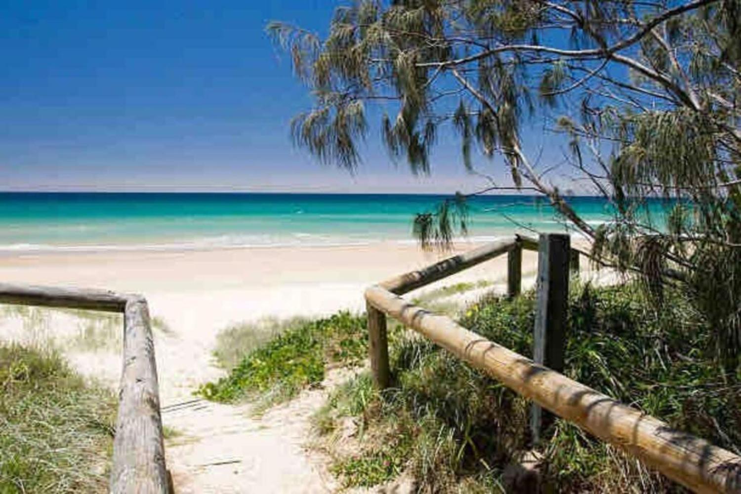 North Burleigh Miami Ocean Escape Gold Coast