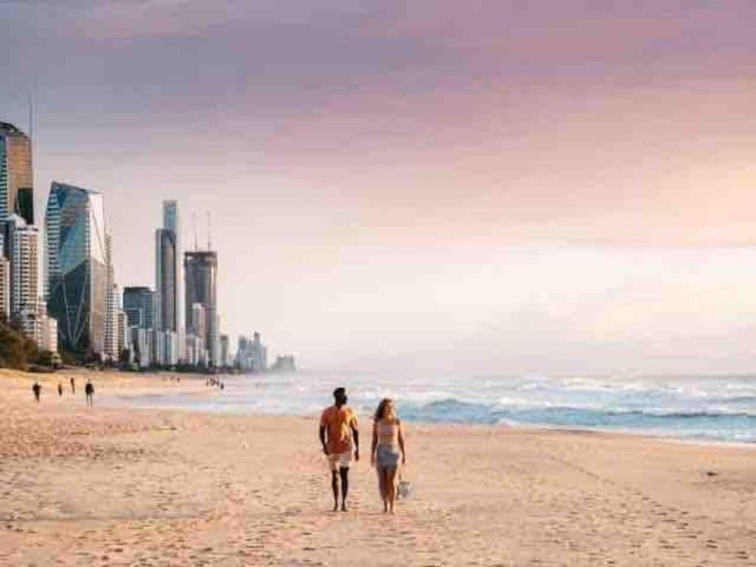 Ocean Whisper Broadbeach Apartment *