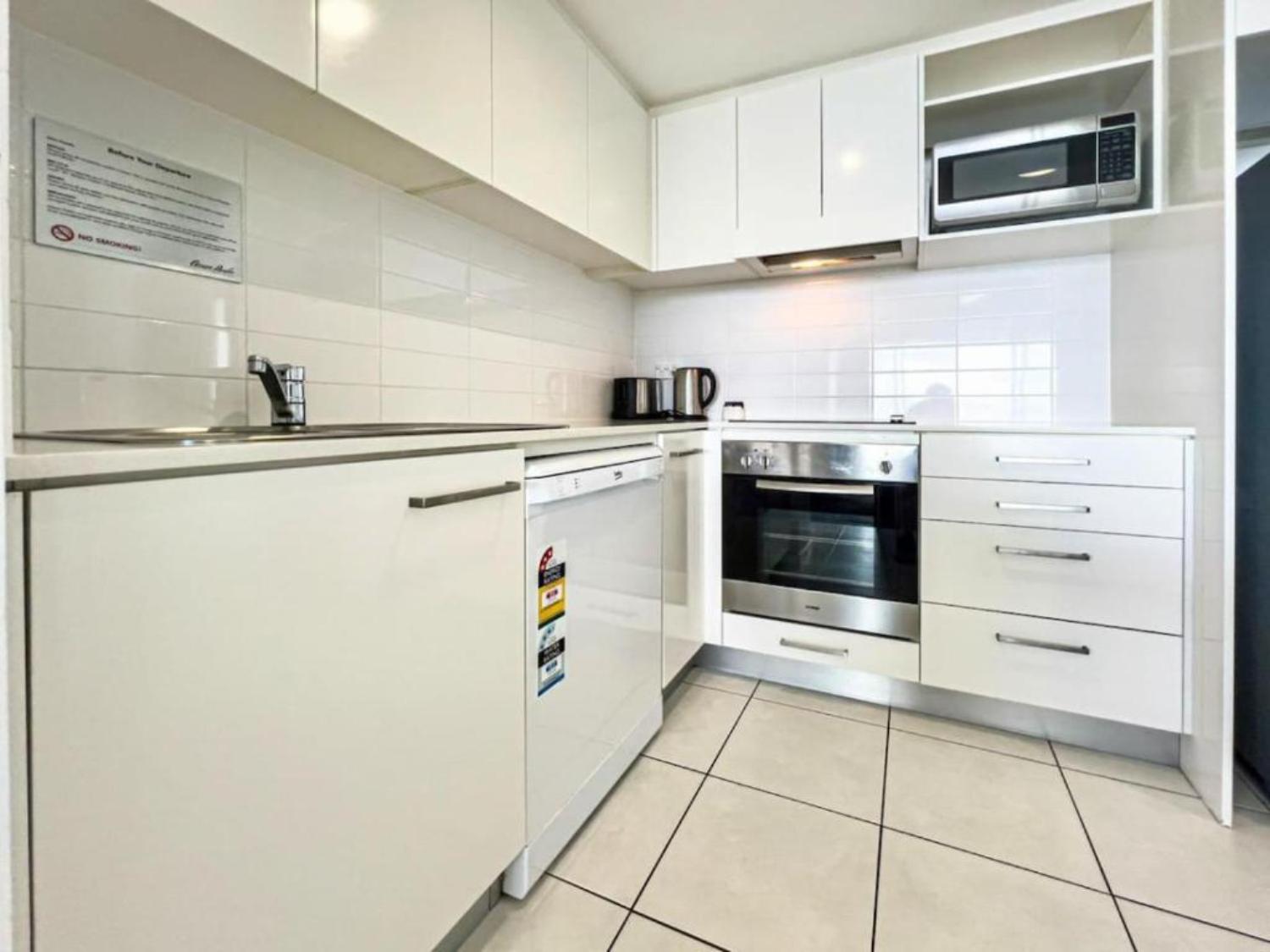 Ocean Whisper Broadbeach Gold Coast
