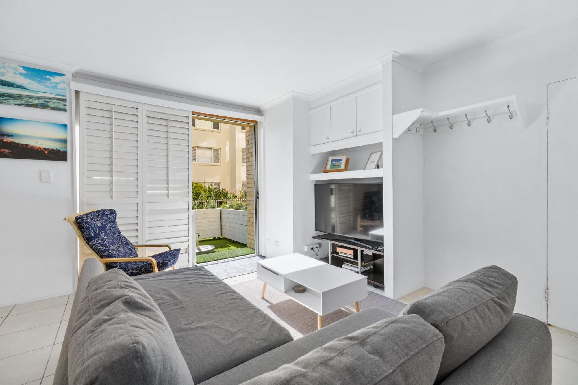 4bed2bath Ocean Breeze Getaway - Pacific St Gem Apartment *