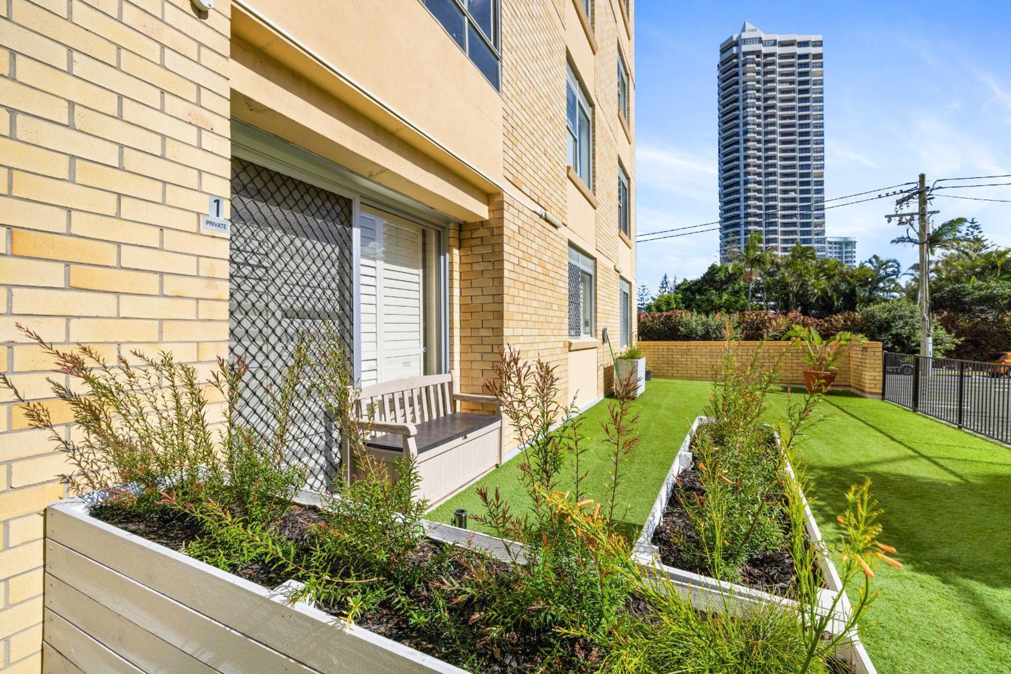 Apartment 4bed2bath Ocean Breeze Getaway - Pacific St Gem Gold Coast
