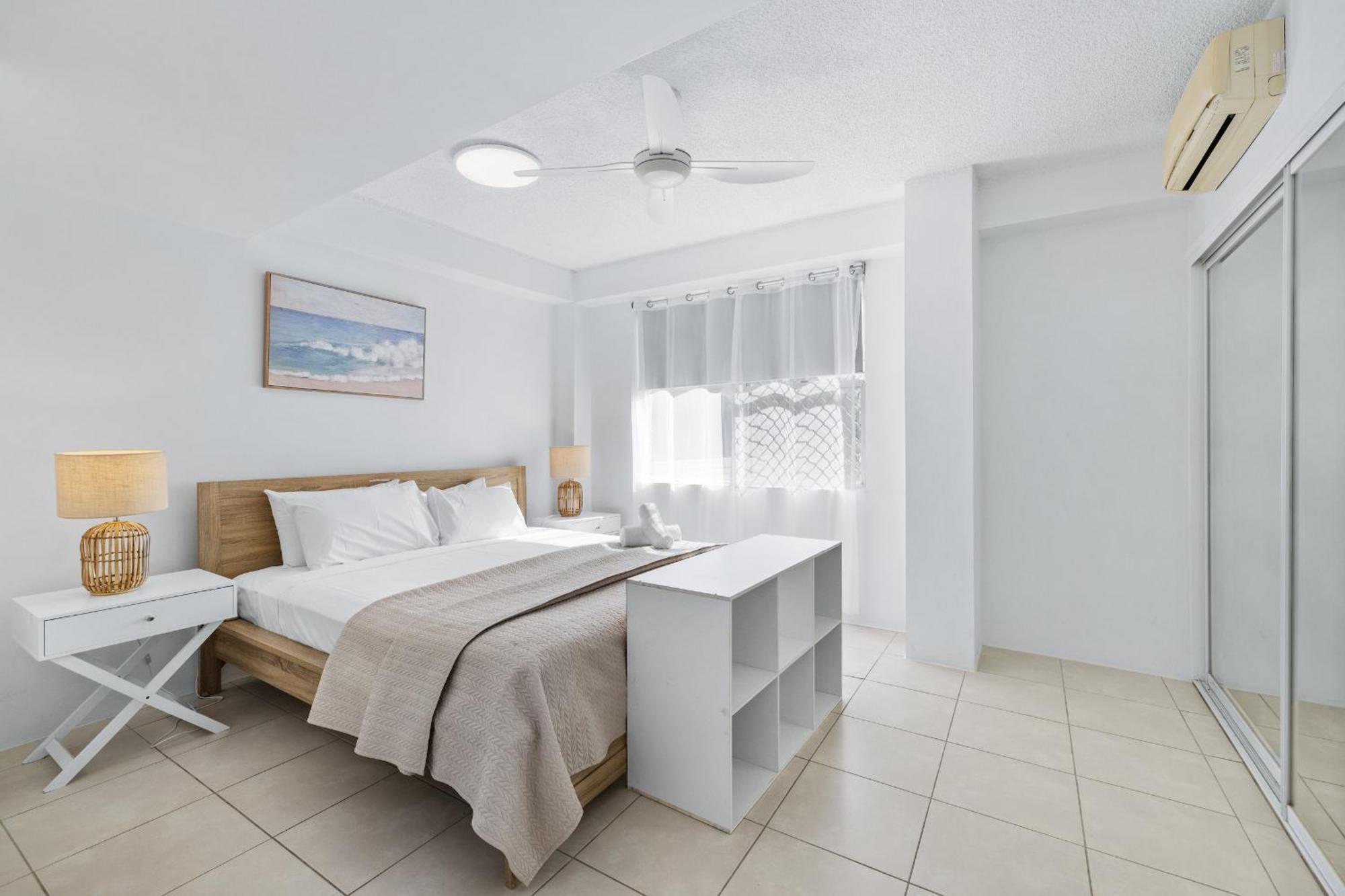 4bed2bath Ocean Breeze Getaway - Pacific St Gem *