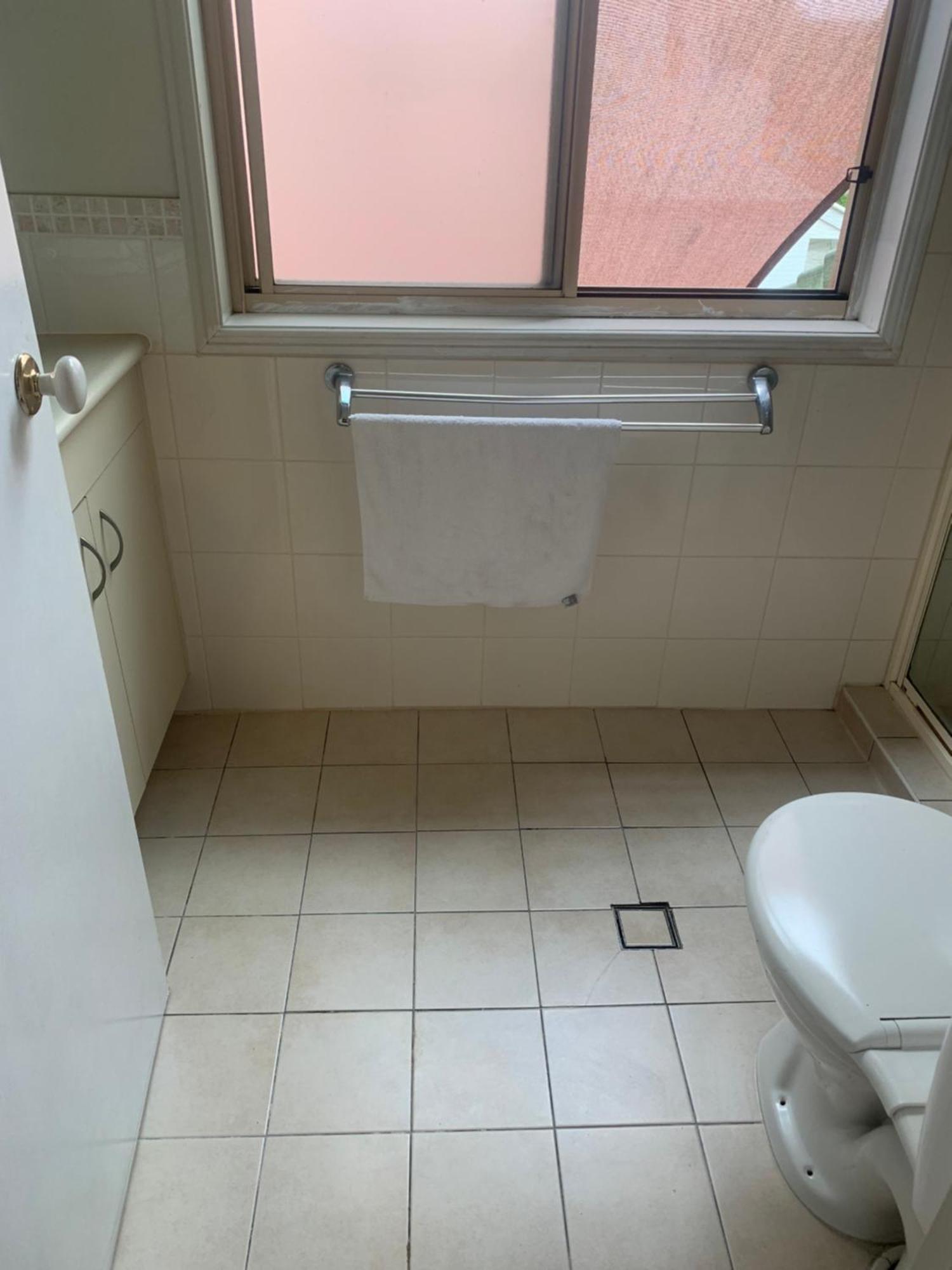 Sky Bnb Room With Own Bathroom * Gold Coast
